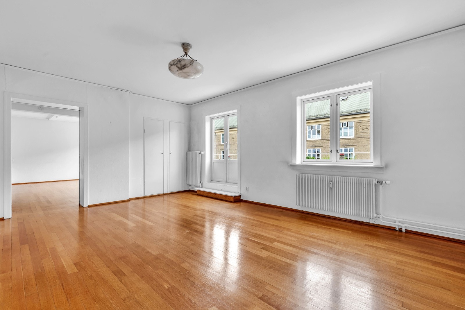 Stue 2 er 24 kvm og har utgang til den flotte terrassen. Galleribilde