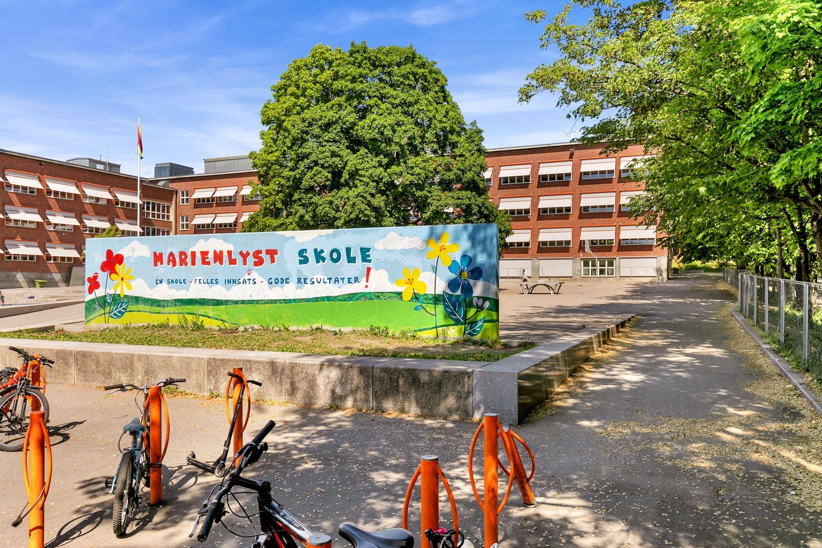 Det er kort vei til Marienlyst skole fra boligen. Galleribilde