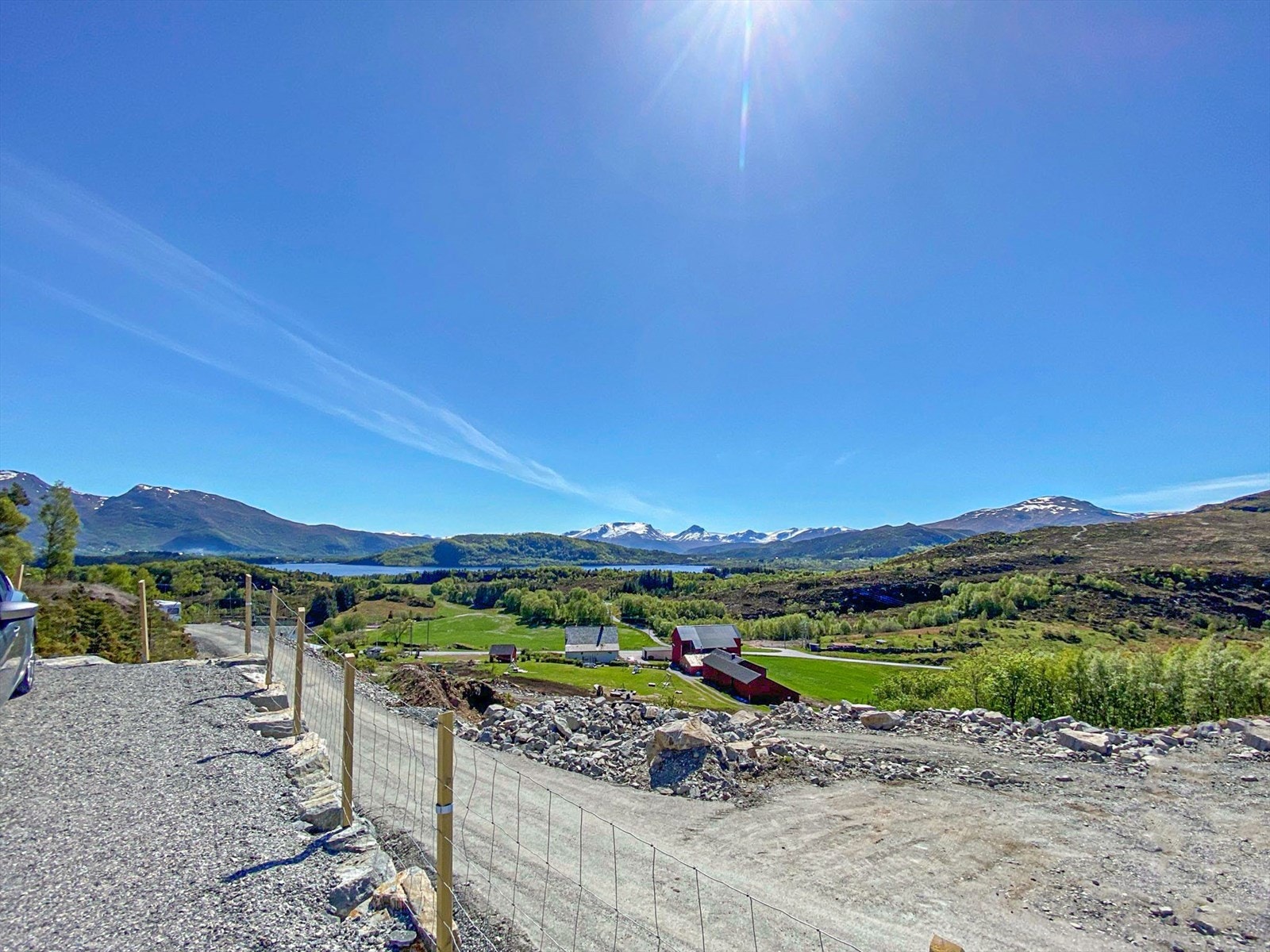 Selgers private bilde. (Fra naboeiendom) Galleribilde