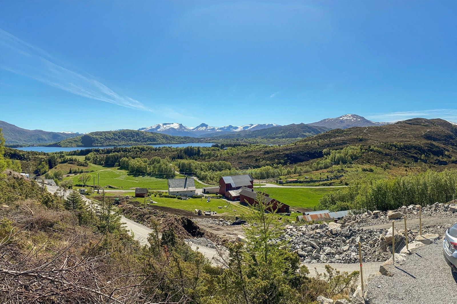 Selgers private bilde. (Fra naboeiendom) Galleribilde