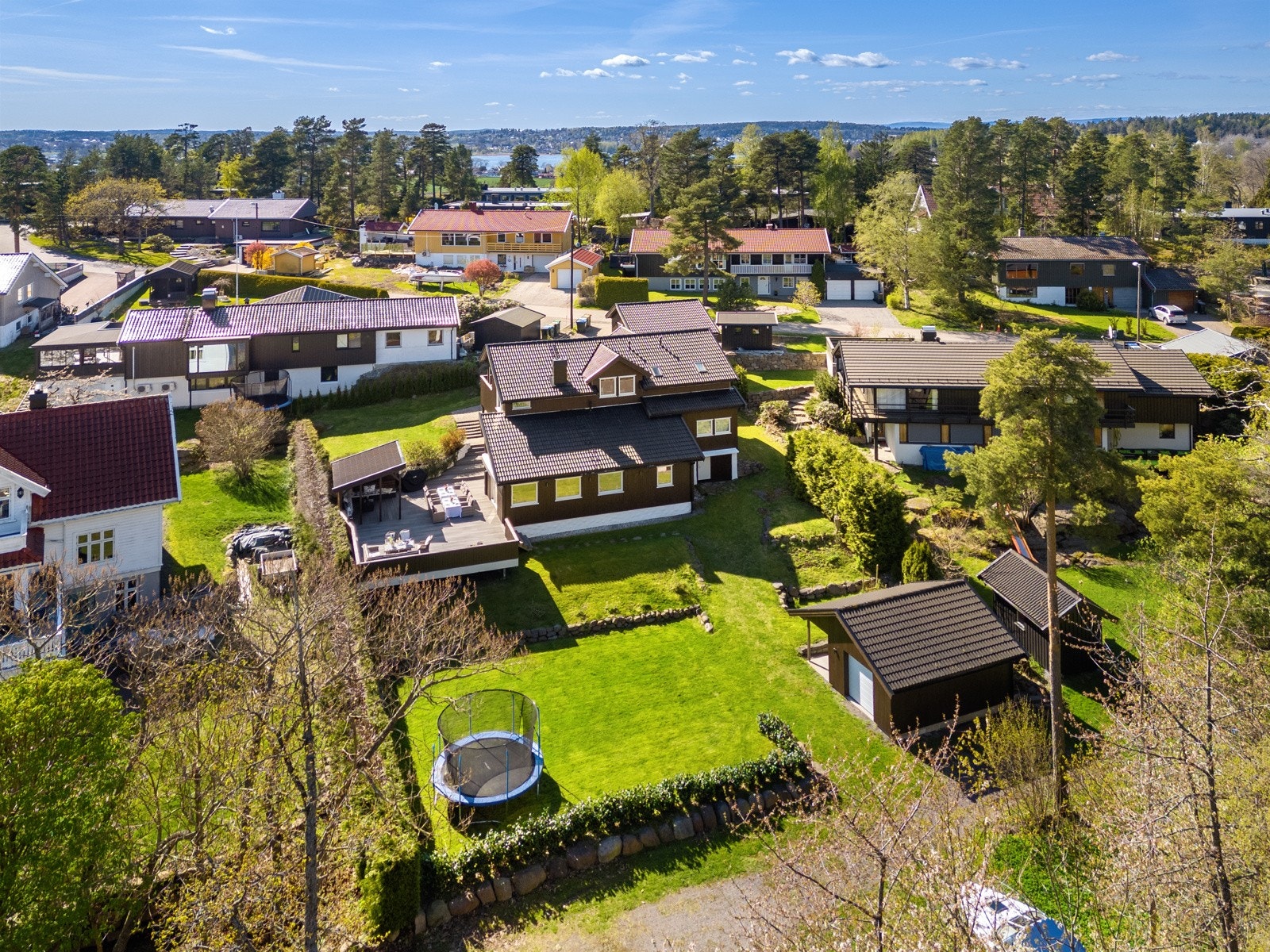 Barnevennlig og herlig hagetomt Galleribilde