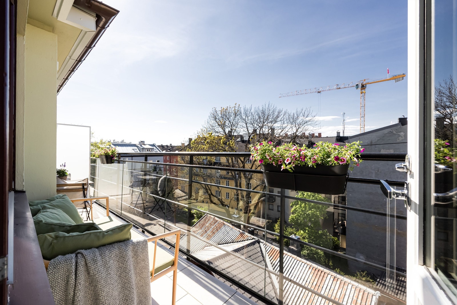 Utgang fra soverom til balkong på 7 m². Galleribilde