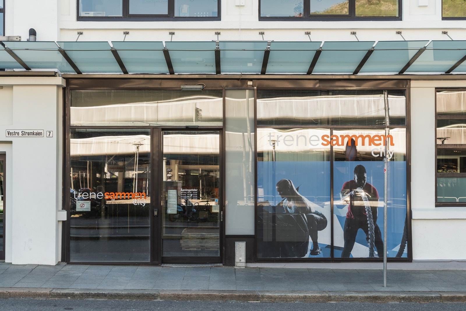 Med beliggenhet i sentrum har du kort vei til alt av fasiliteter. Galleribilde