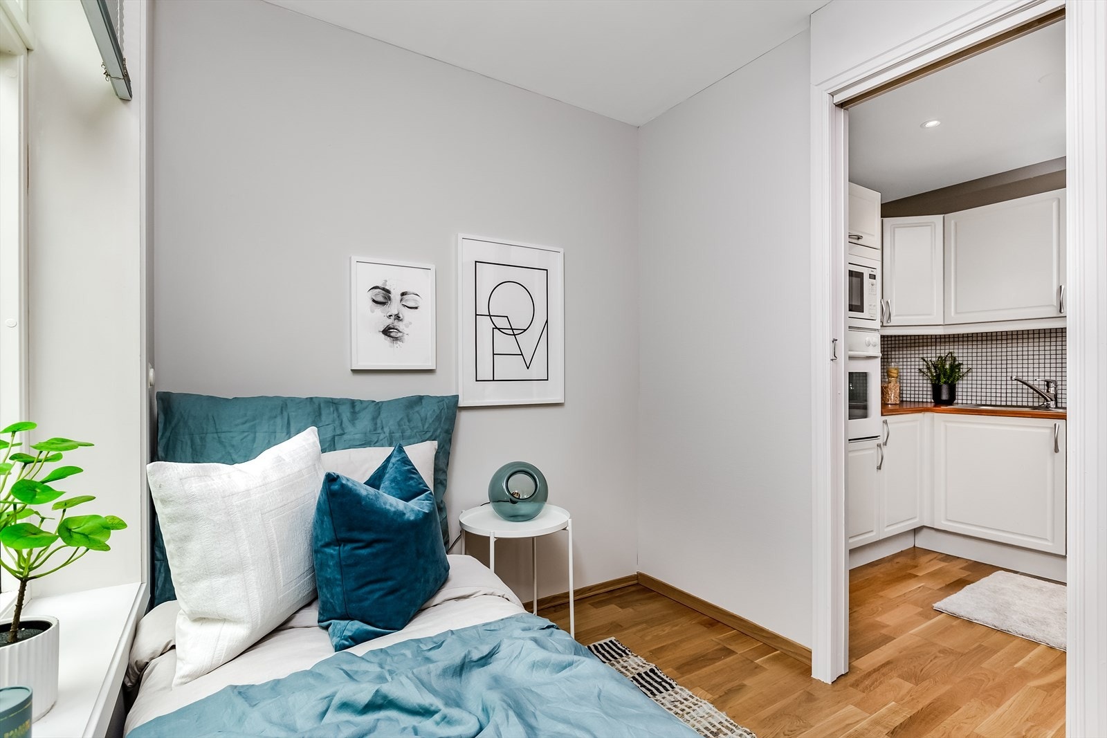 Det minste soverommet er på 5m² og passer perfekt som gjesterom eller kontor. Galleribilde