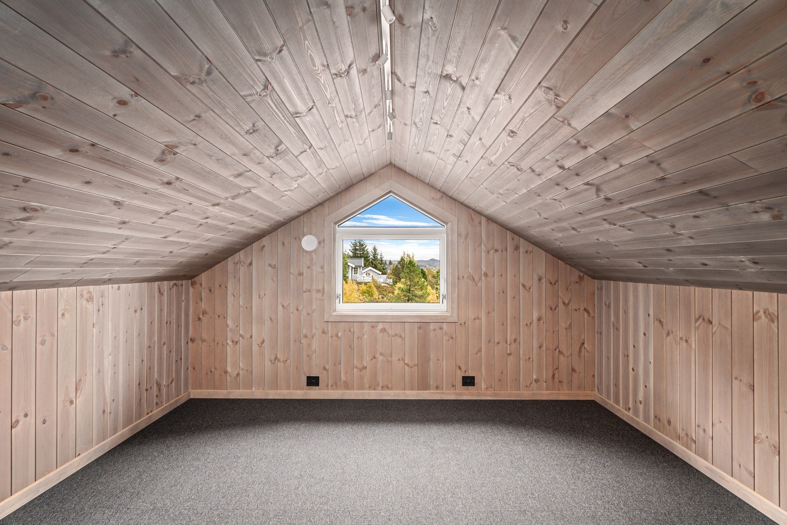 Soverom 2 på hems/2.etasje Galleribilde