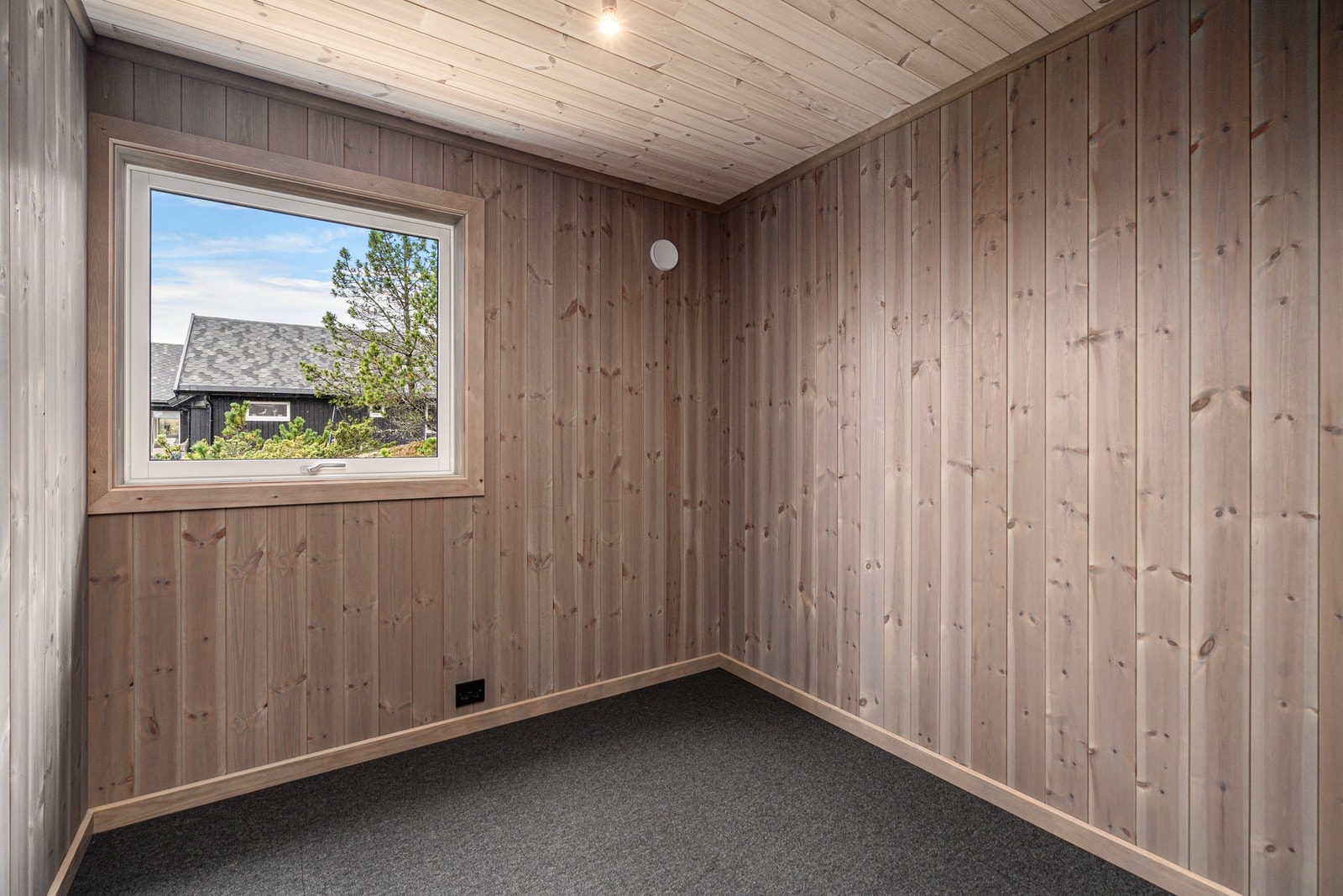 Soverom nr 2 i 1.etasje Galleribilde