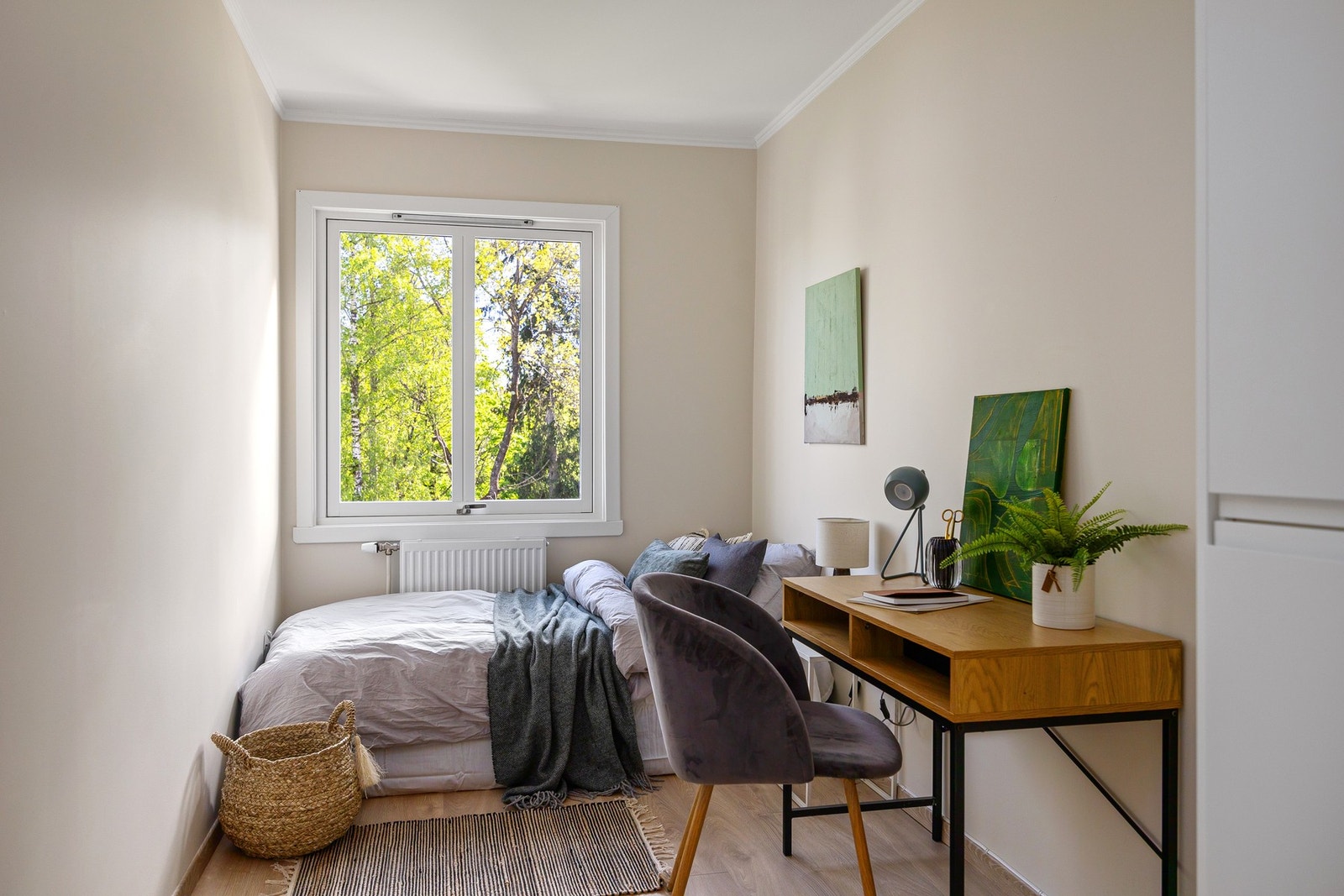 Soverom 3 med plass til seng og garderobe. Galleribilde