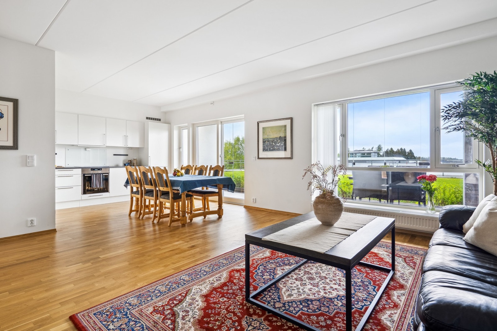 EIE eiendomsmegling ved Geir Einar Moen har gleden av å presentere Øvre Granåslia 3! Galleribilde