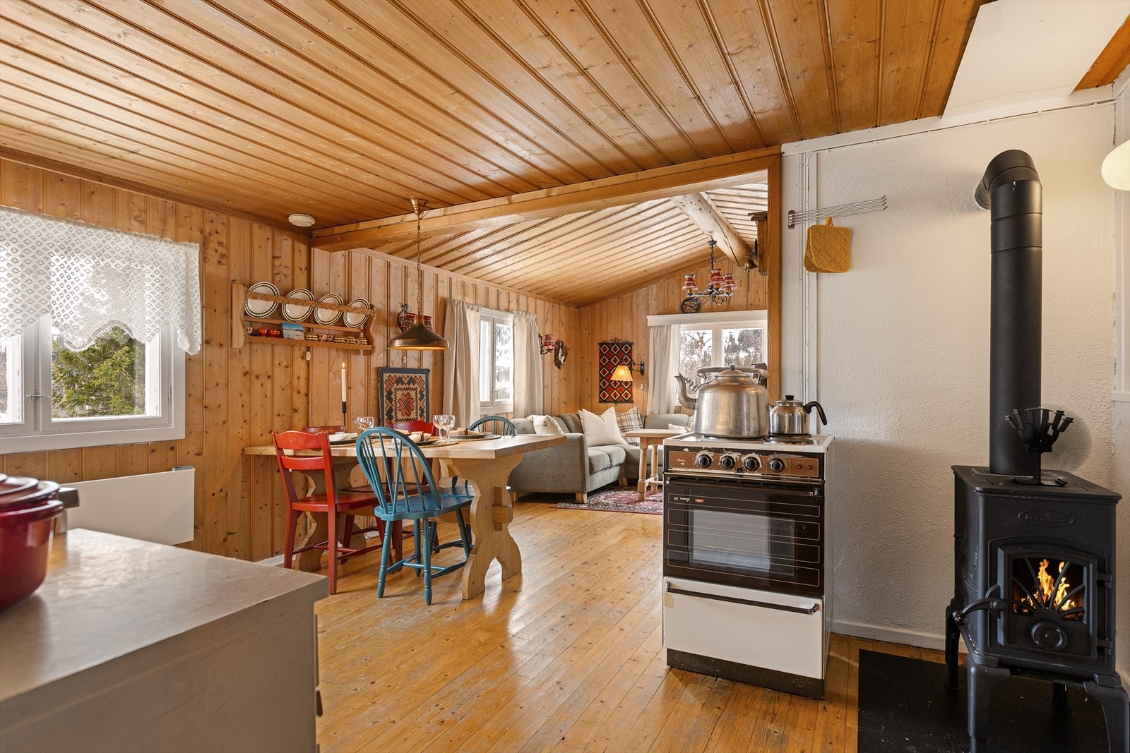 Vedovn sørger for god varme. Galleribilde