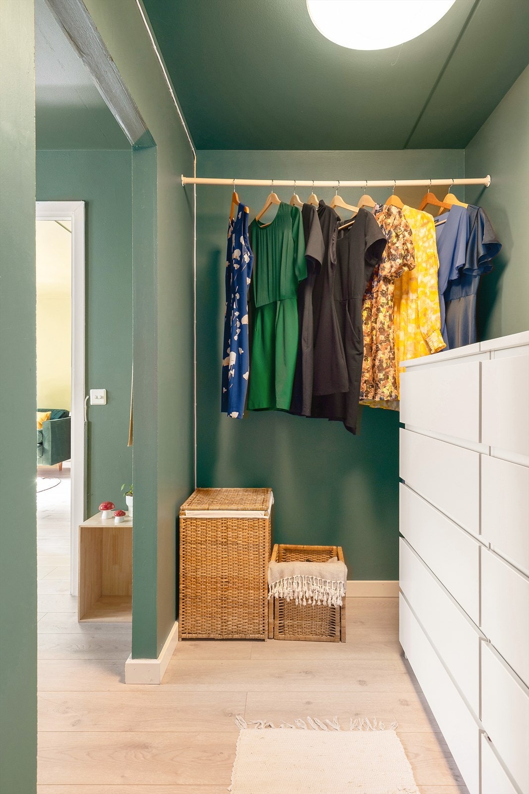 Walk-in closet Galleribilde