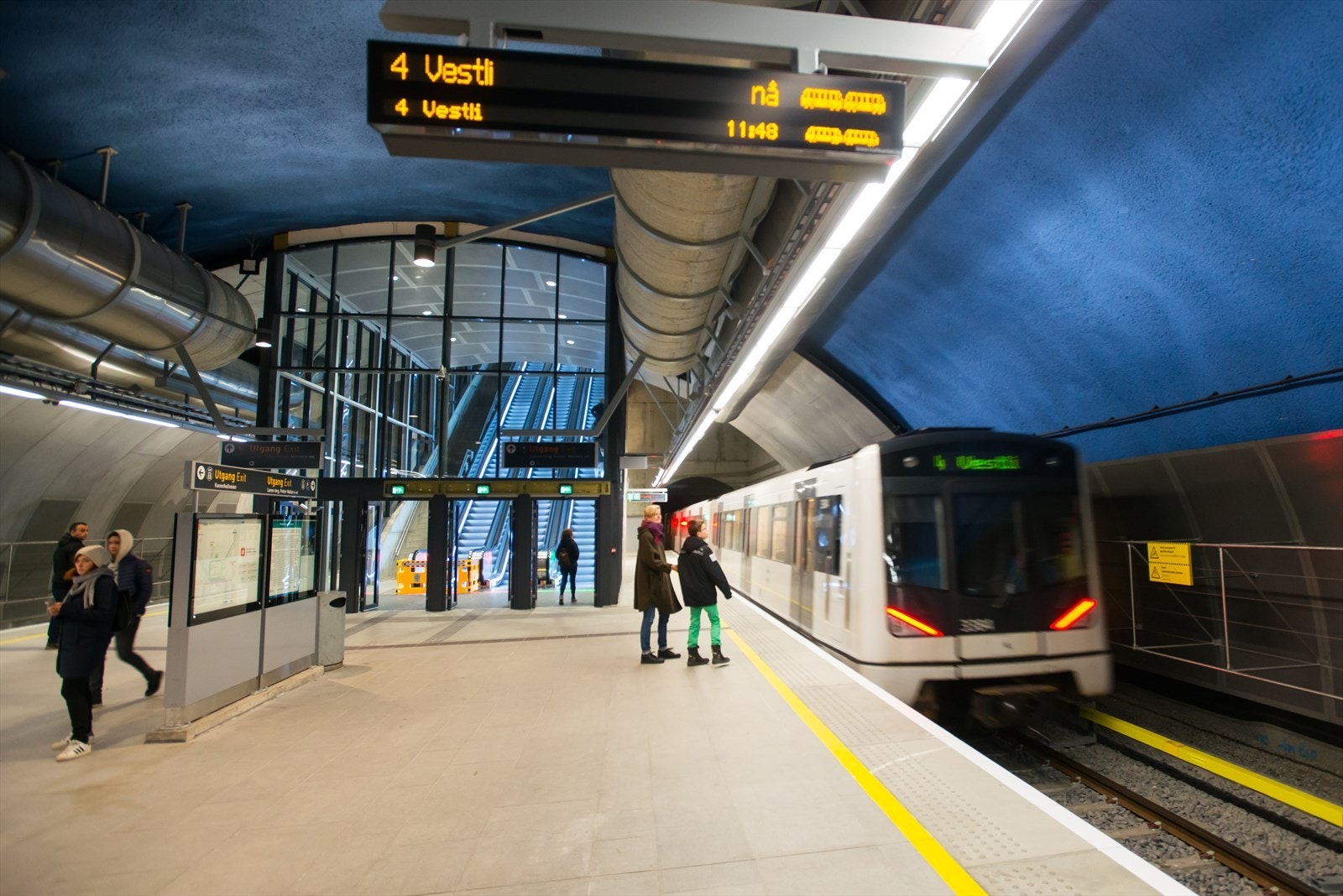 Gangavstand til Økern og Løren T-bane, bus og flybussen. Galleribilde