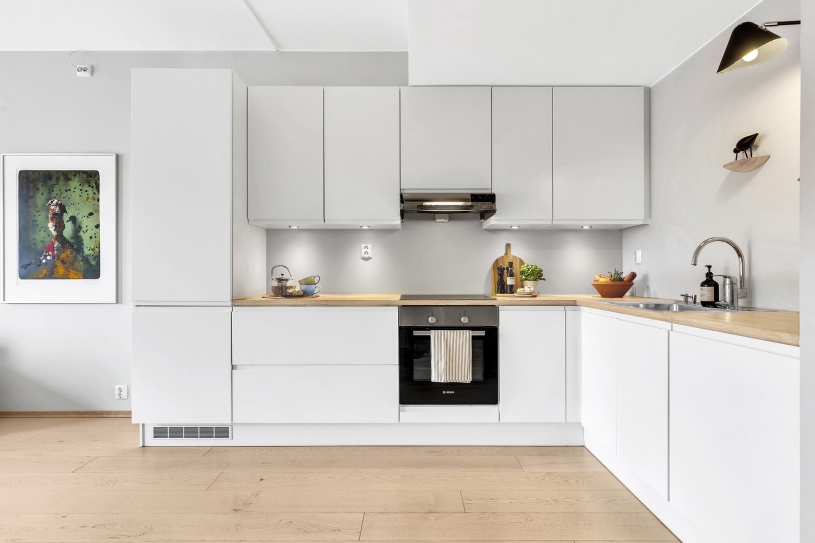 Byggesakkyndig har i likhet med resten av boligen vurdert kjøkkenet til TG1 i tilstandsrapporten. Galleribilde