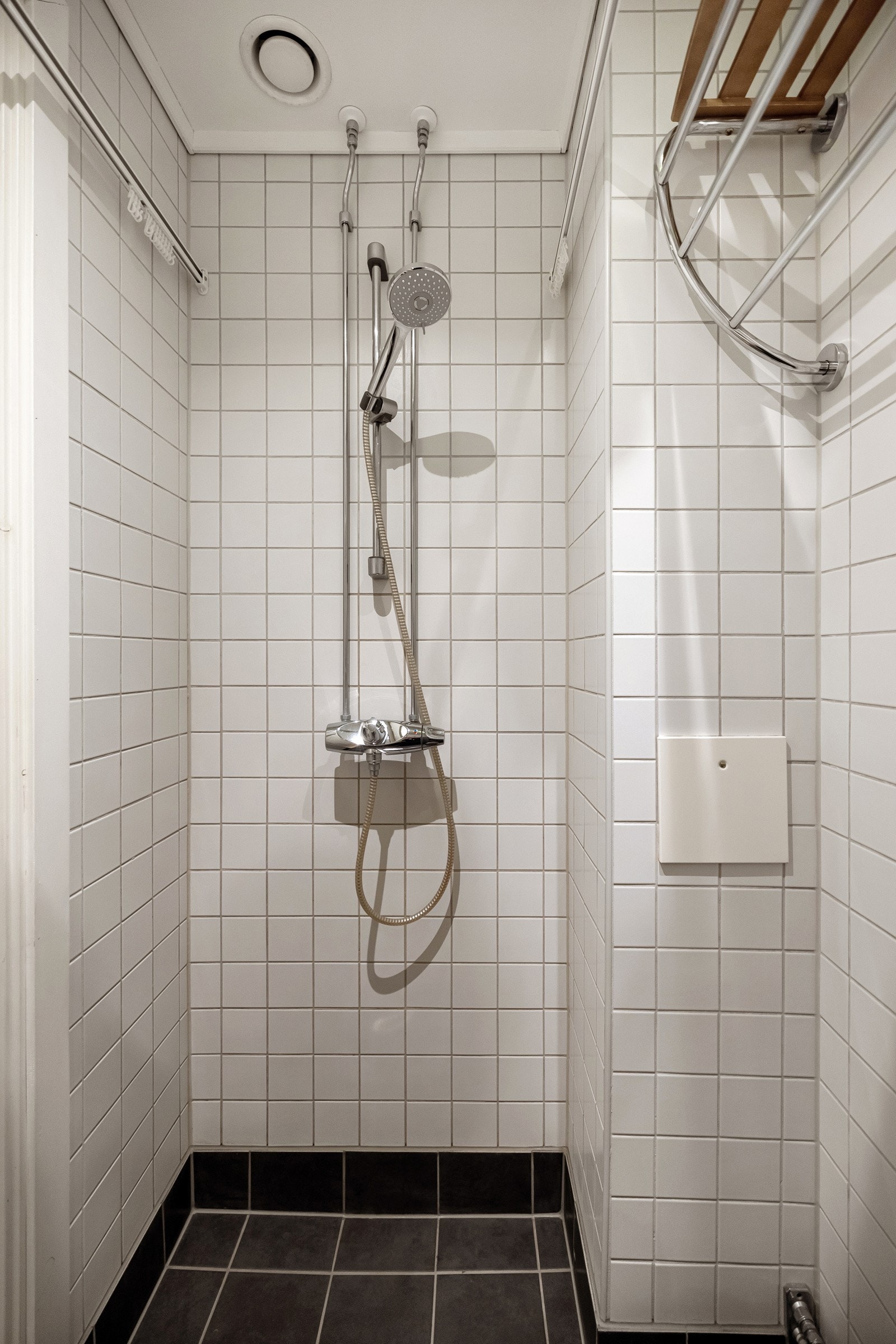 Dusjenisje. Galleribilde