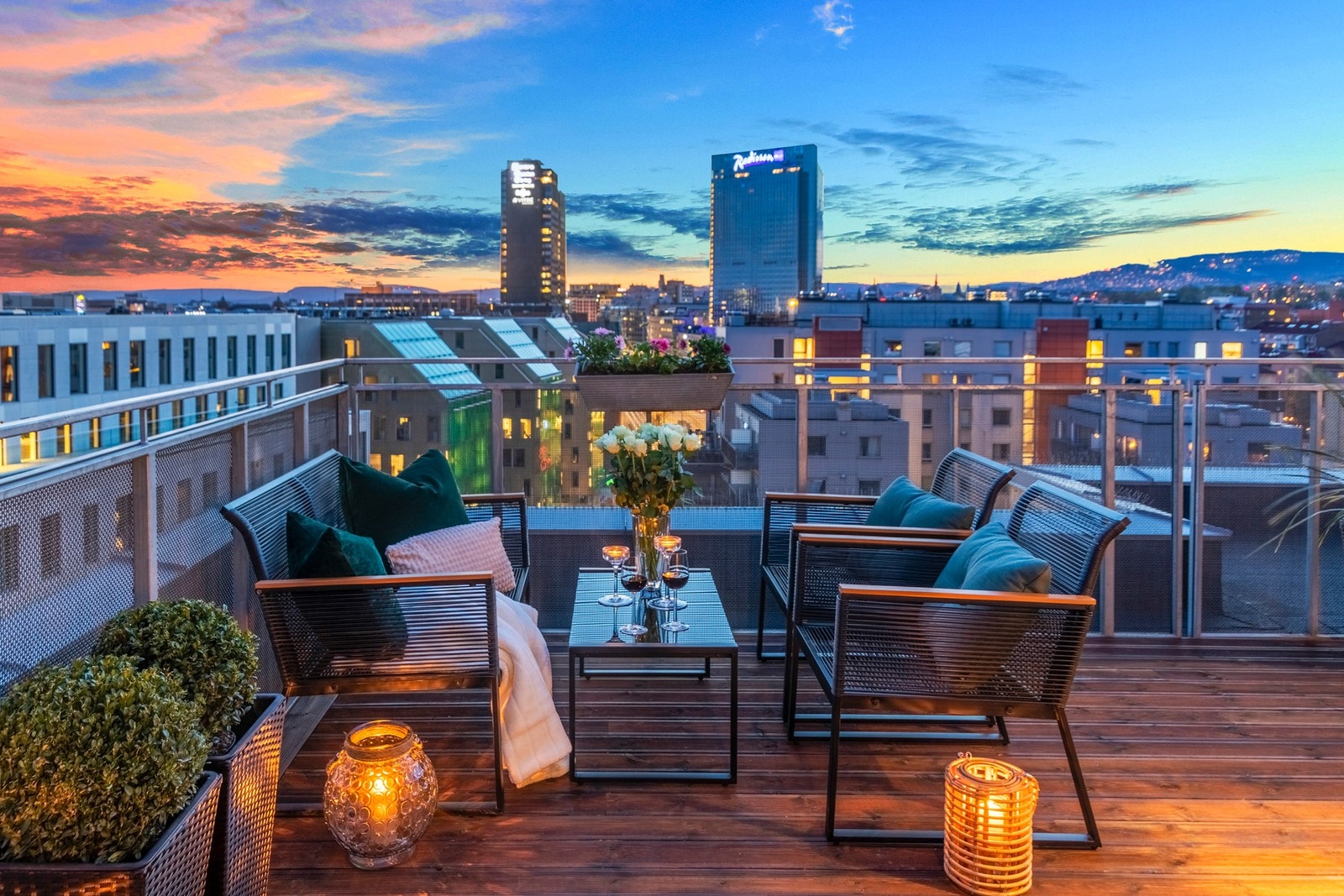 Frontleilighet med optimale solforhold og panorama utsikt. Galleribilde