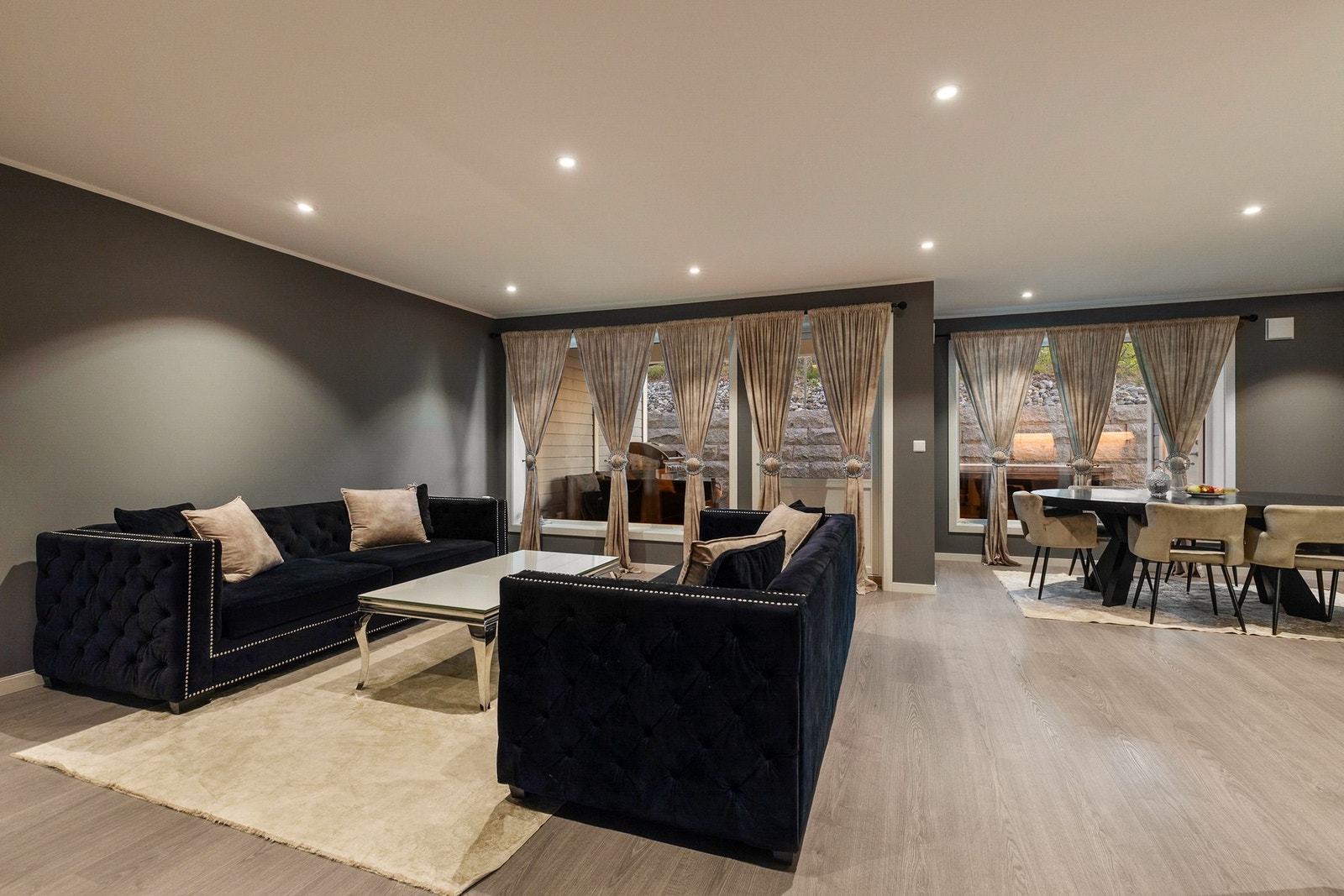 Arian Tabaku v/EIE Drammen Bragernes har gleden av å presentere Ulevannsveien 43B! Galleribilde