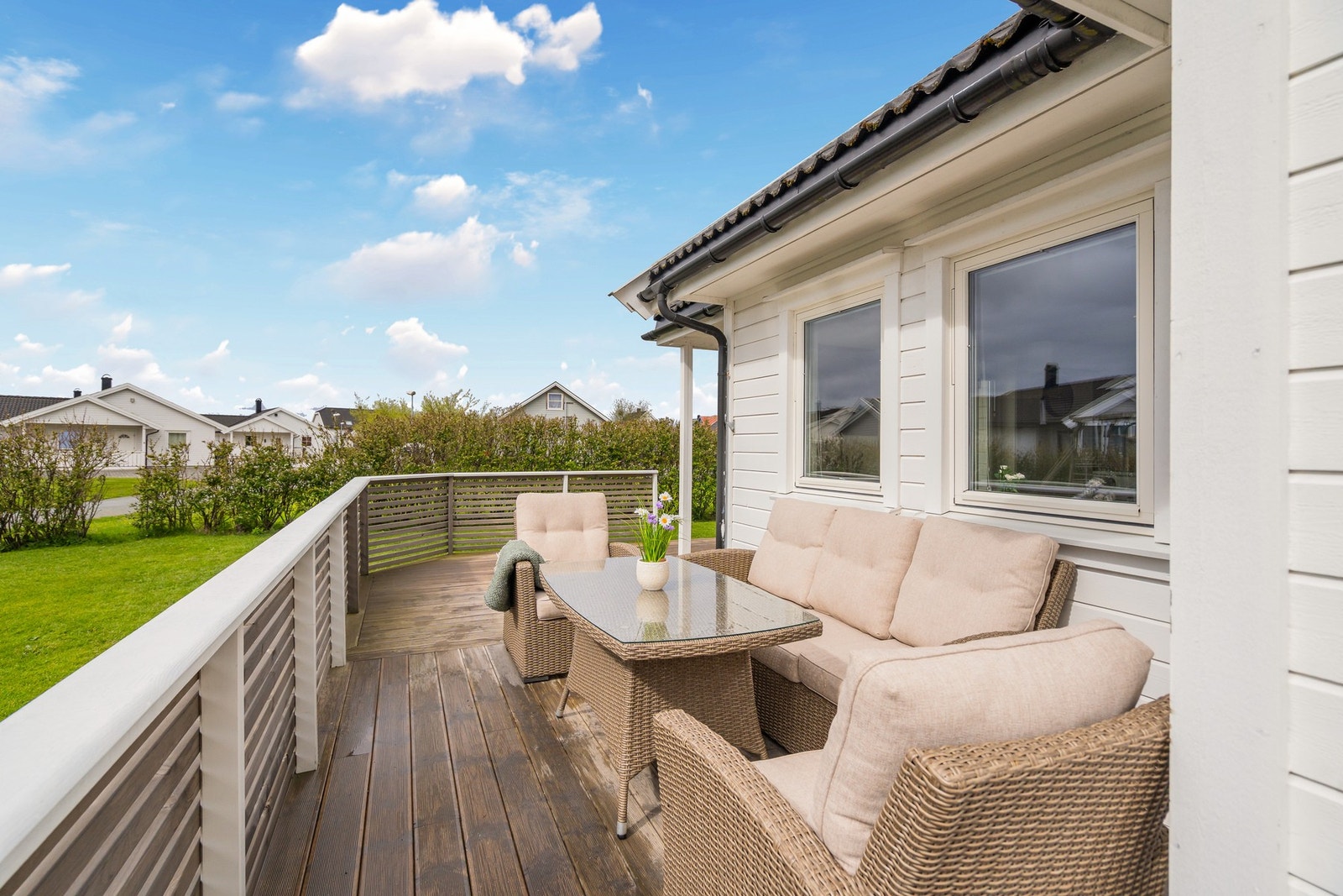 God plass til utemøblement Galleribilde