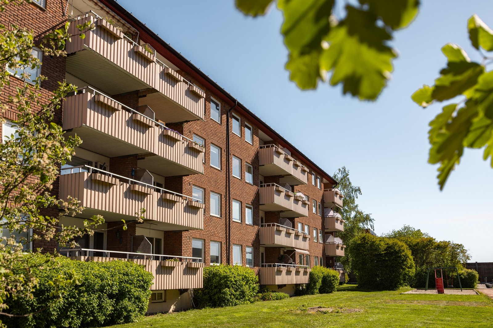Fasade. Leiligheten ligger i blokkens 4.etg. (toppetg.) Galleribilde