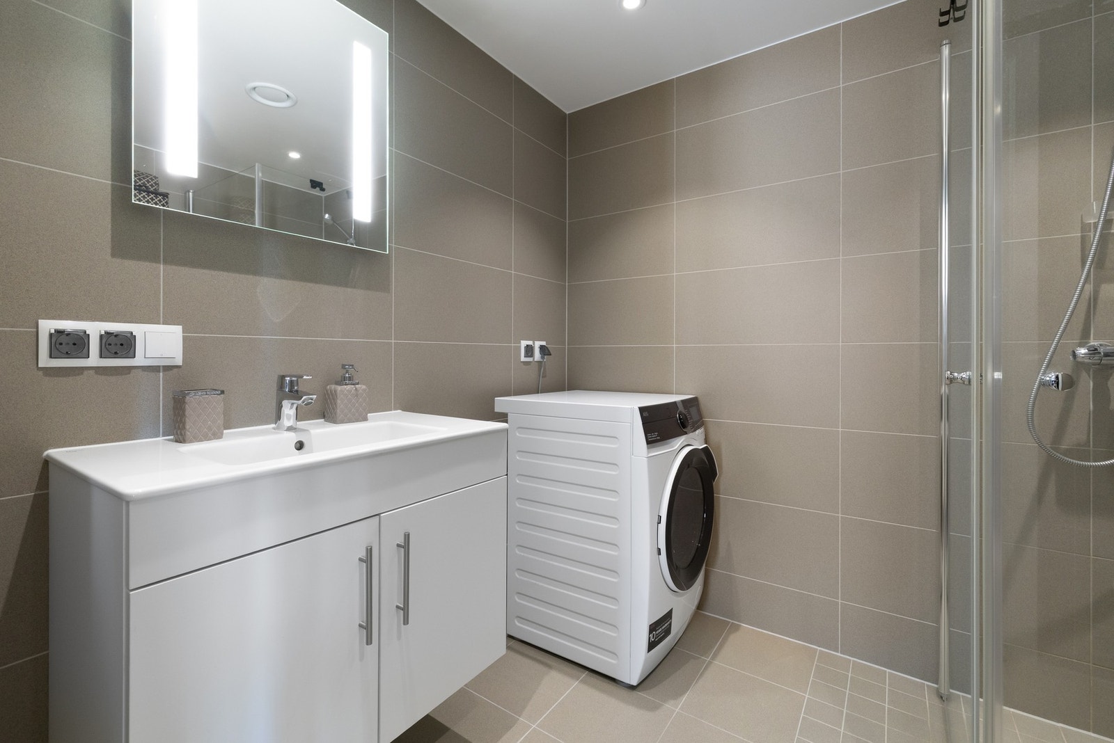 Det er balansert ventilasjon i bygget. Galleribilde