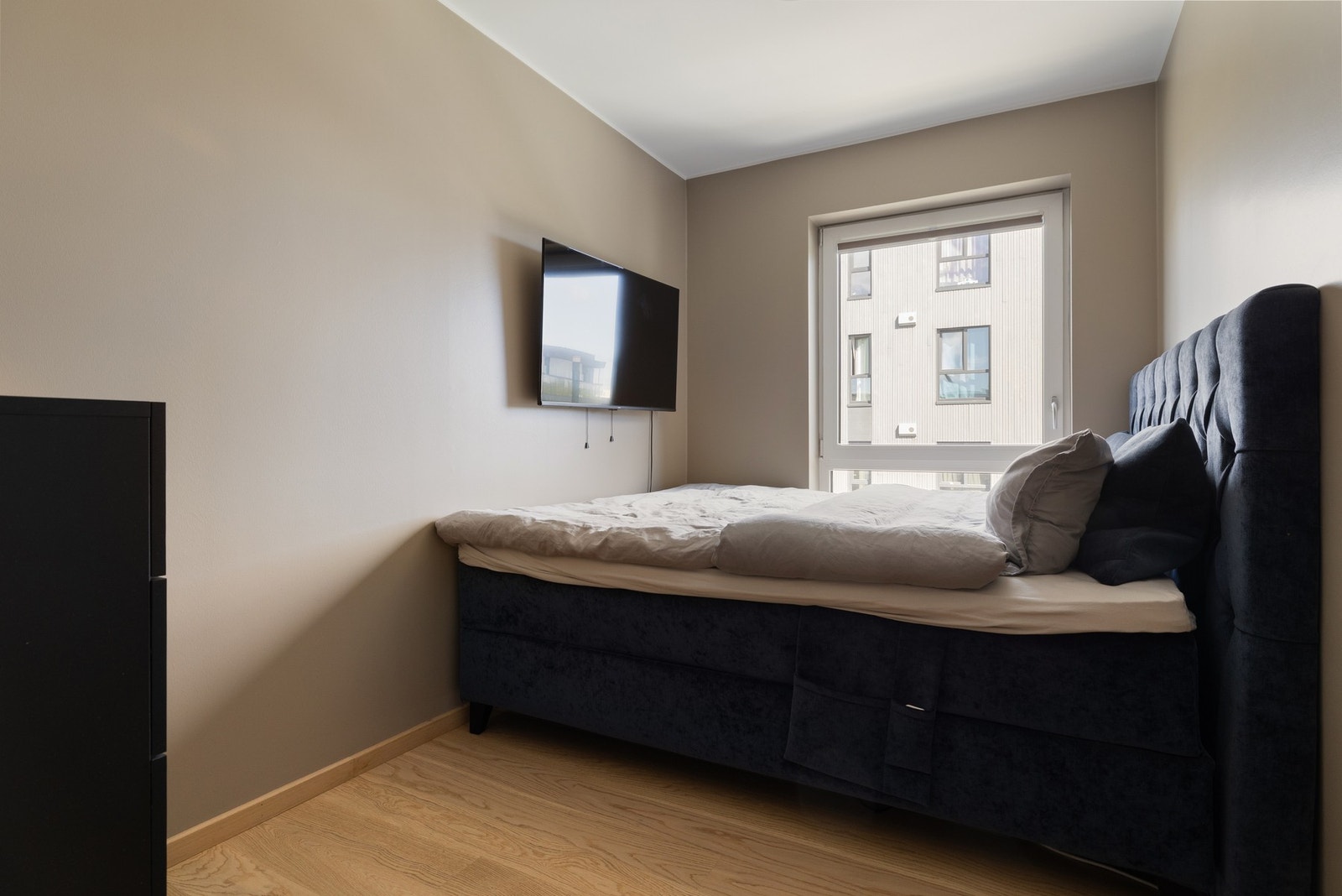 Familievennlig planløsning med tre gode soverom. Galleribilde