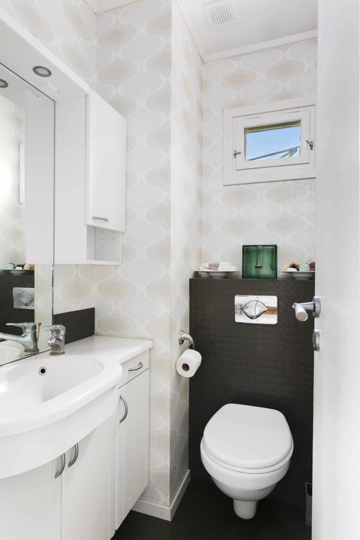 Toalettrom beliggende i 1 etasje. Galleribilde