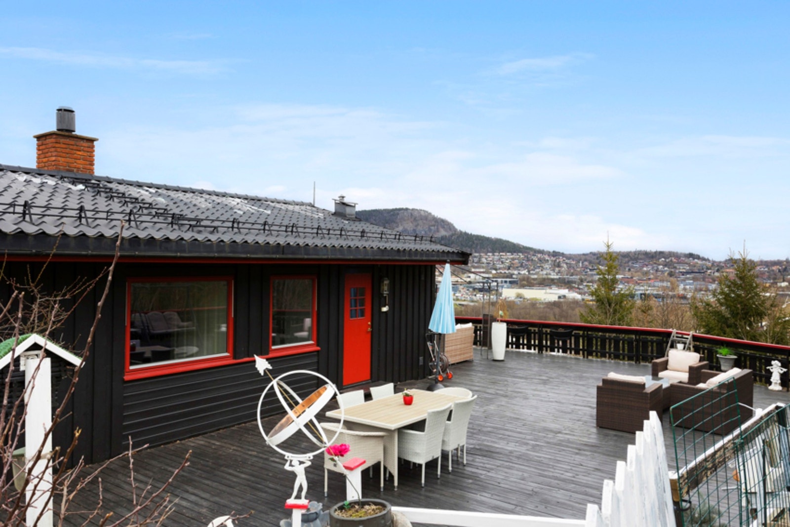 Terrasse på hele 153 kvm! Galleribilde