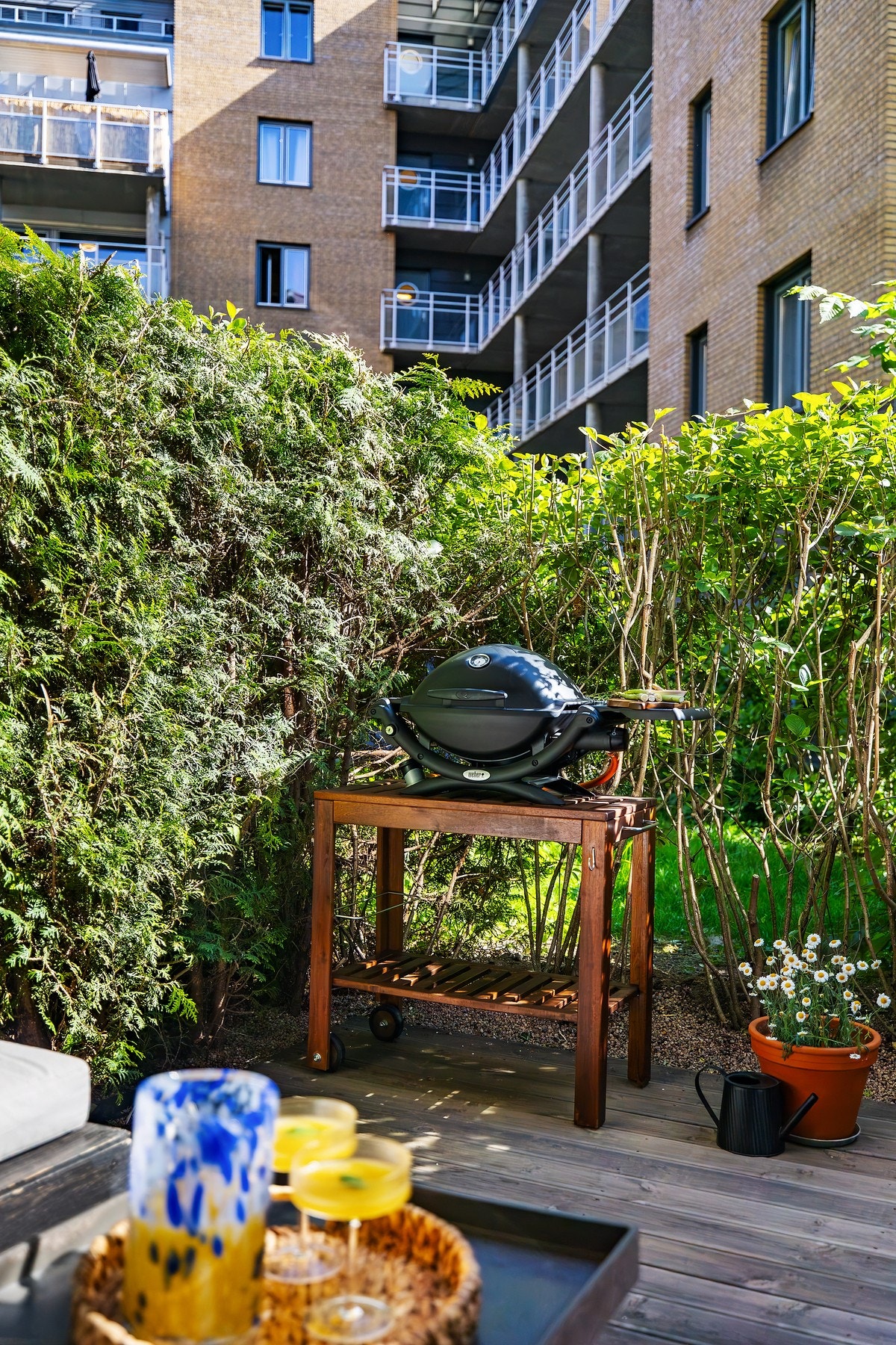 Det er tillatt med gass- og elektrisk grill på terrassen. Galleribilde