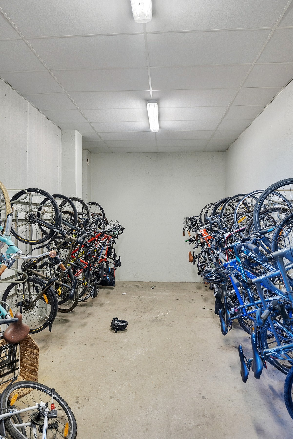 For de som setter pris på ekstra beskyttelse, har bygget en egen sykkelbod hvor du kan oppbevare din dyrebare sykkel trygt og godt. Galleribilde