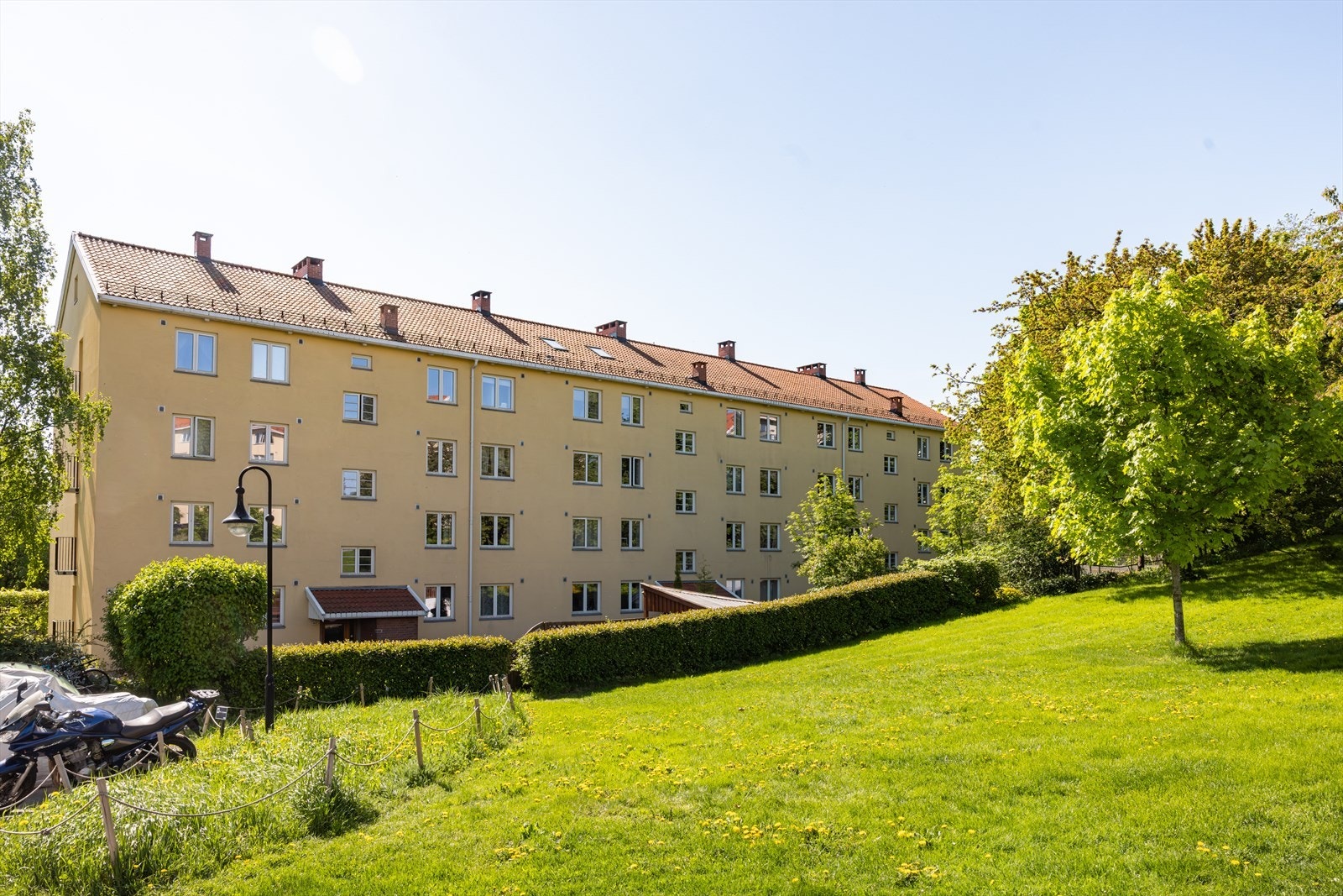 Området er kjent for å være en grønn oase med sine flotte fellesområder og gangstier mellom bebyggelsene. Galleribilde