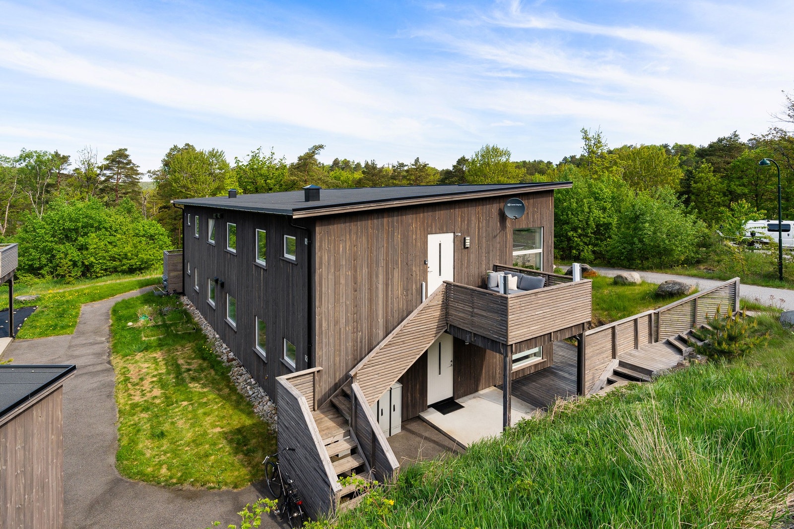 - Leiligheten er fra 2017 og fremstår som nytt og moderne - Galleribilde