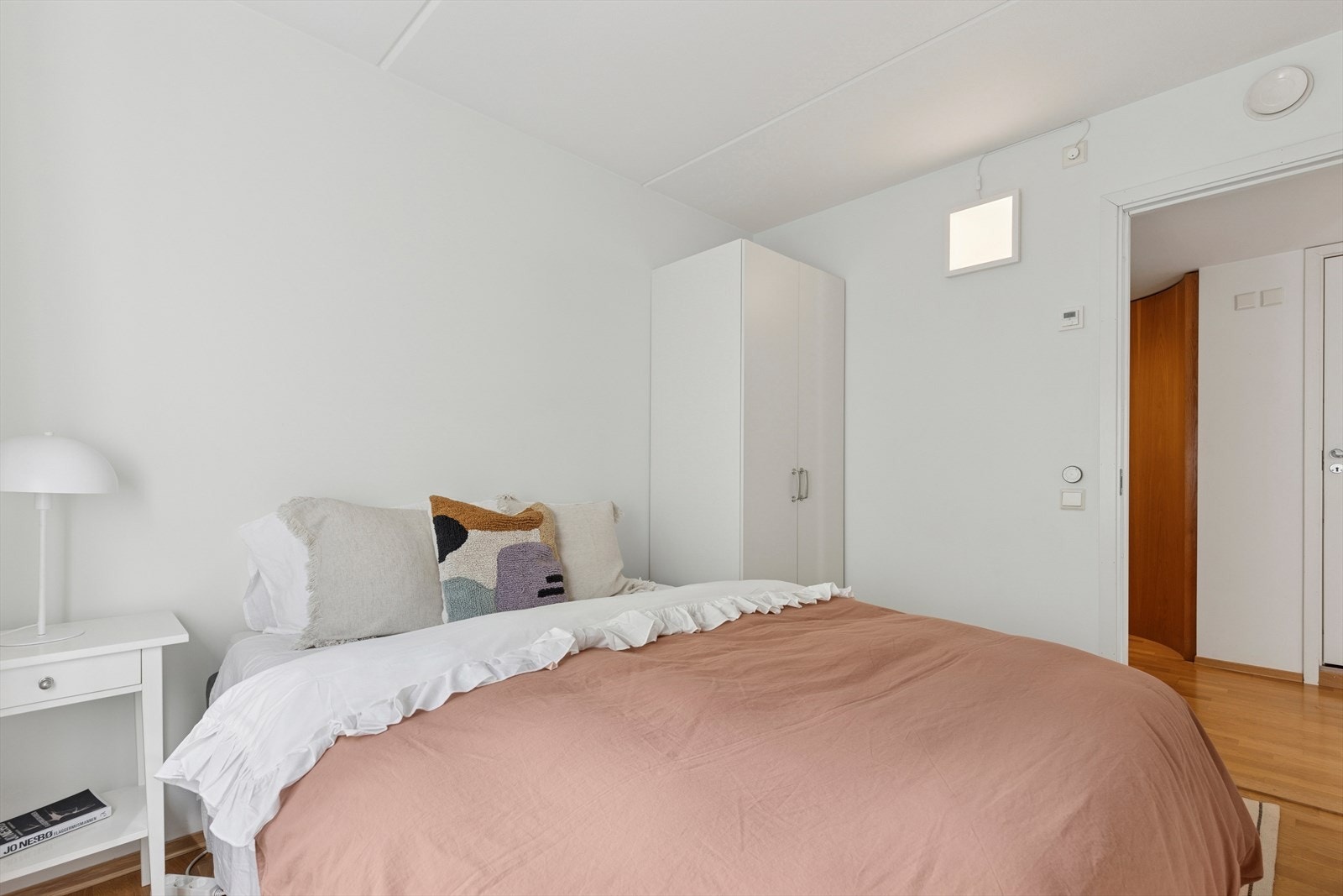 Det er også plass til å sette inn en garderobeløsning. Galleribilde