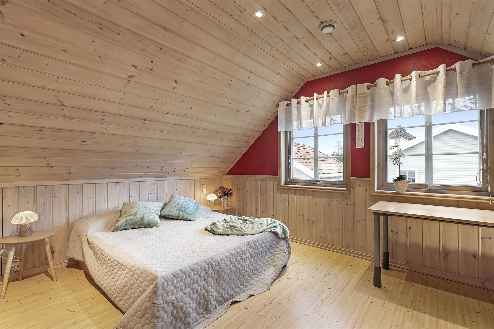 Stort soverom/kontor i 2 etg. Galleribilde