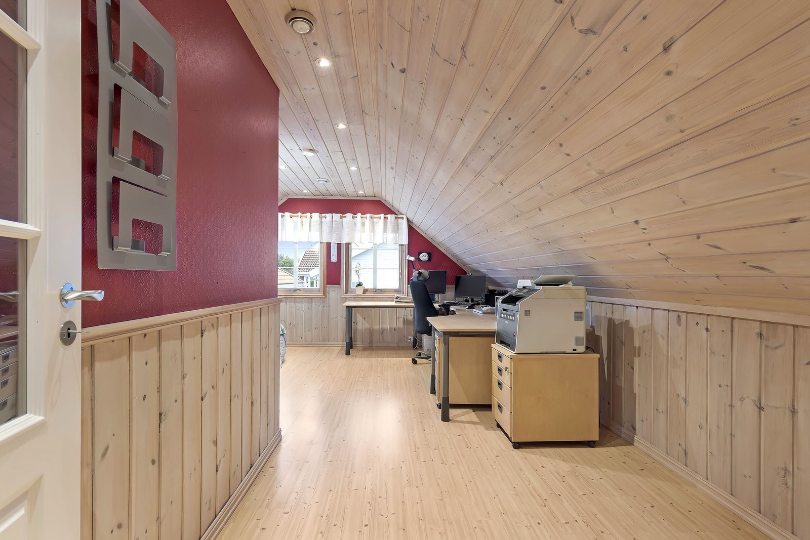 Stort soverom/kontor i 2 etg. Galleribilde