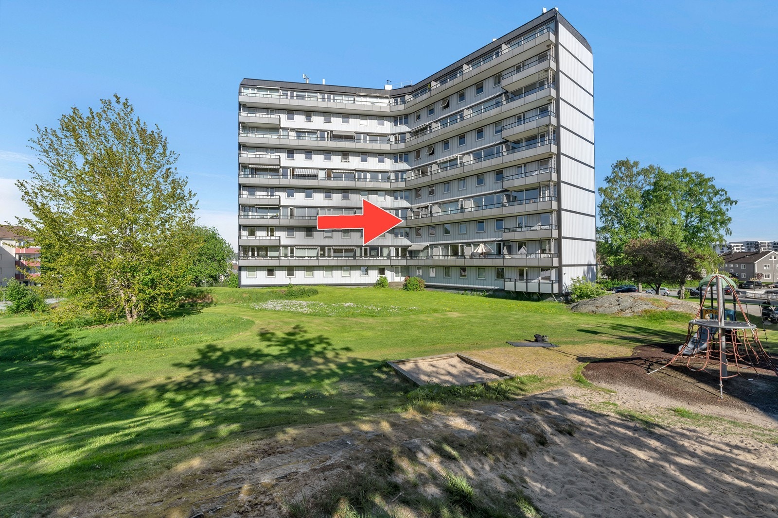 Leiligheten er markert og er beliggende i byggets 3. og 4. etasje Galleribilde