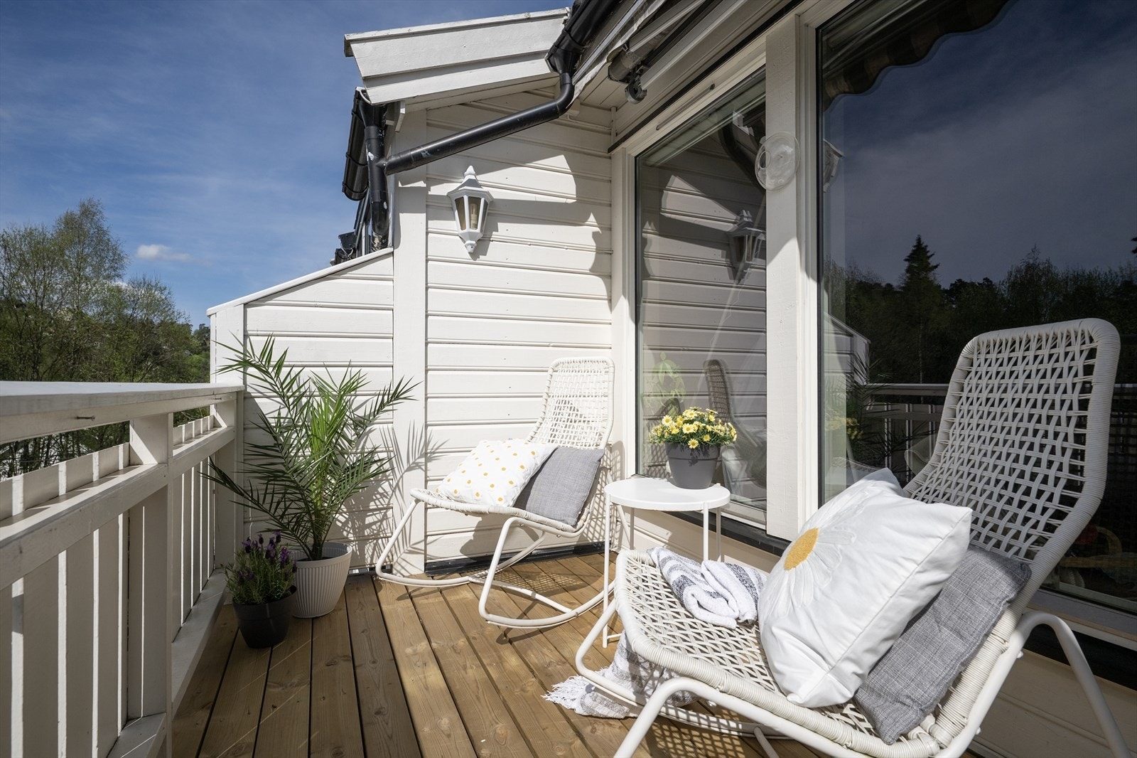 Solrik sydvestvendt balkong på ca. 6,2 m² Galleribilde