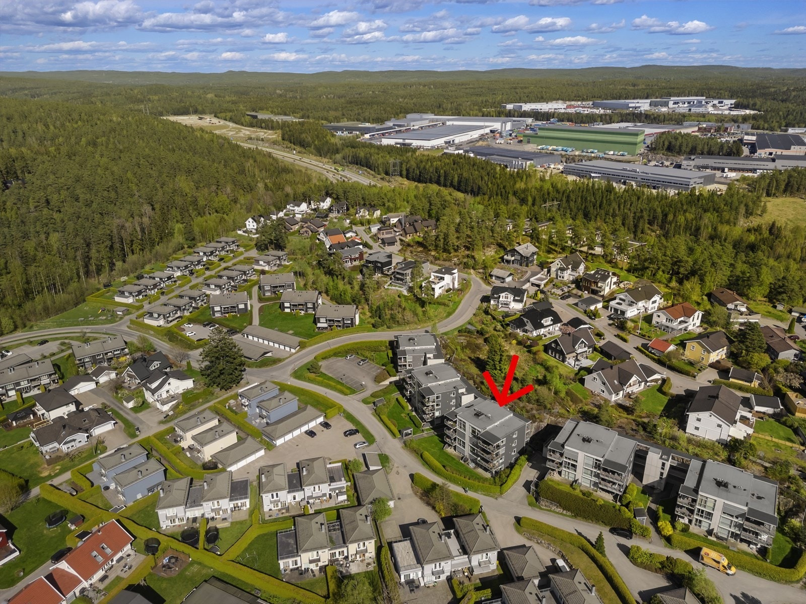 Fra leiligheten er det "rusle" avstand til marka med flotte turmuligheter Galleribilde