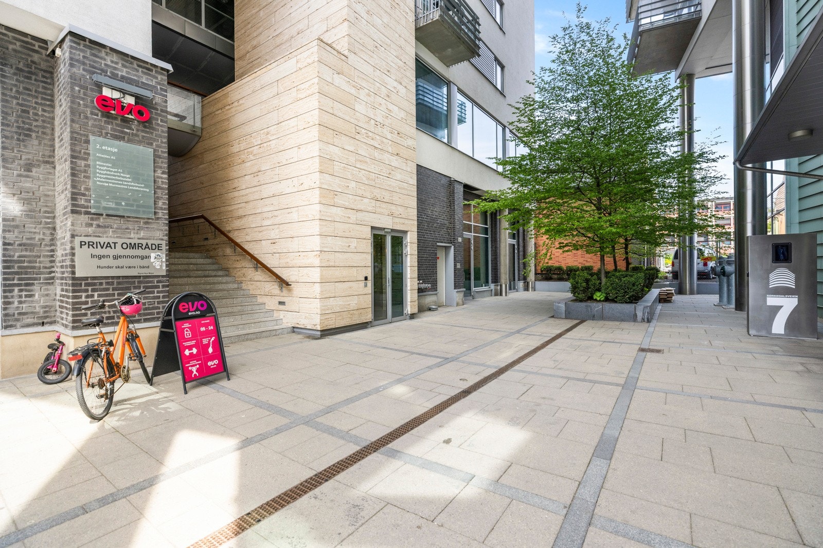 EVO treningssenter ligger rett ved. Galleribilde