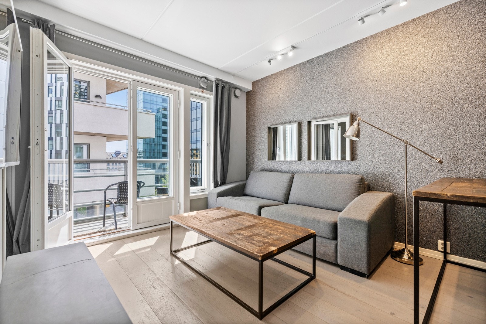 PrivatMegleren Park v/Christian Falkenberg har gleden av å presentere Sørkedalsveien 9E! Galleribilde