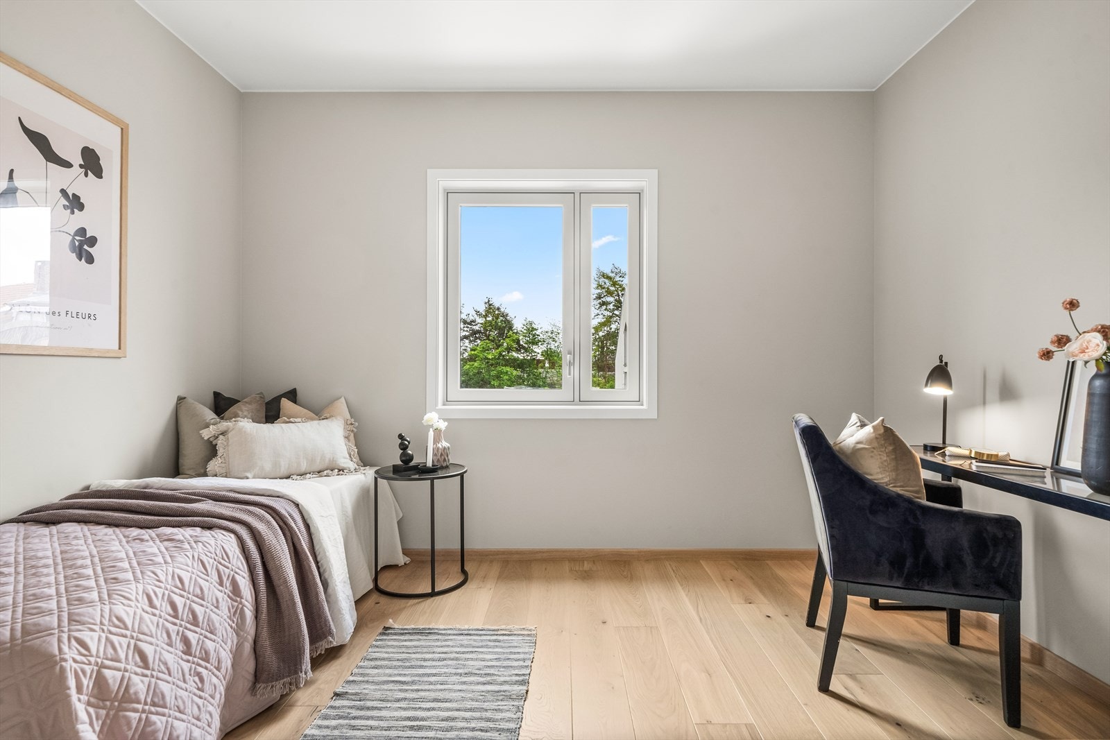 Soverom 2 er perfekt som gjesterom, barnerom eller et kontor. Galleribilde