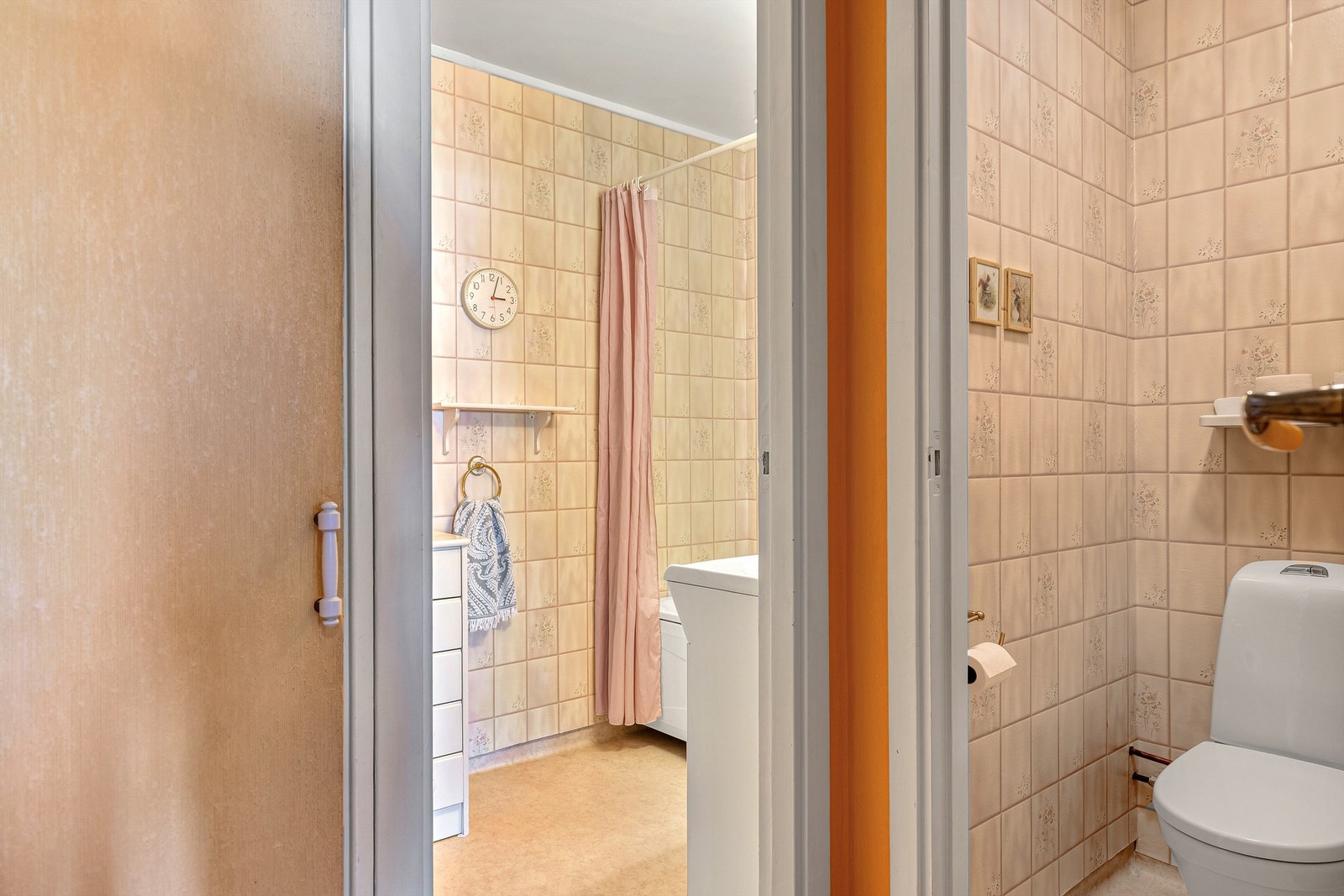 Bad og wc er separat Galleribilde