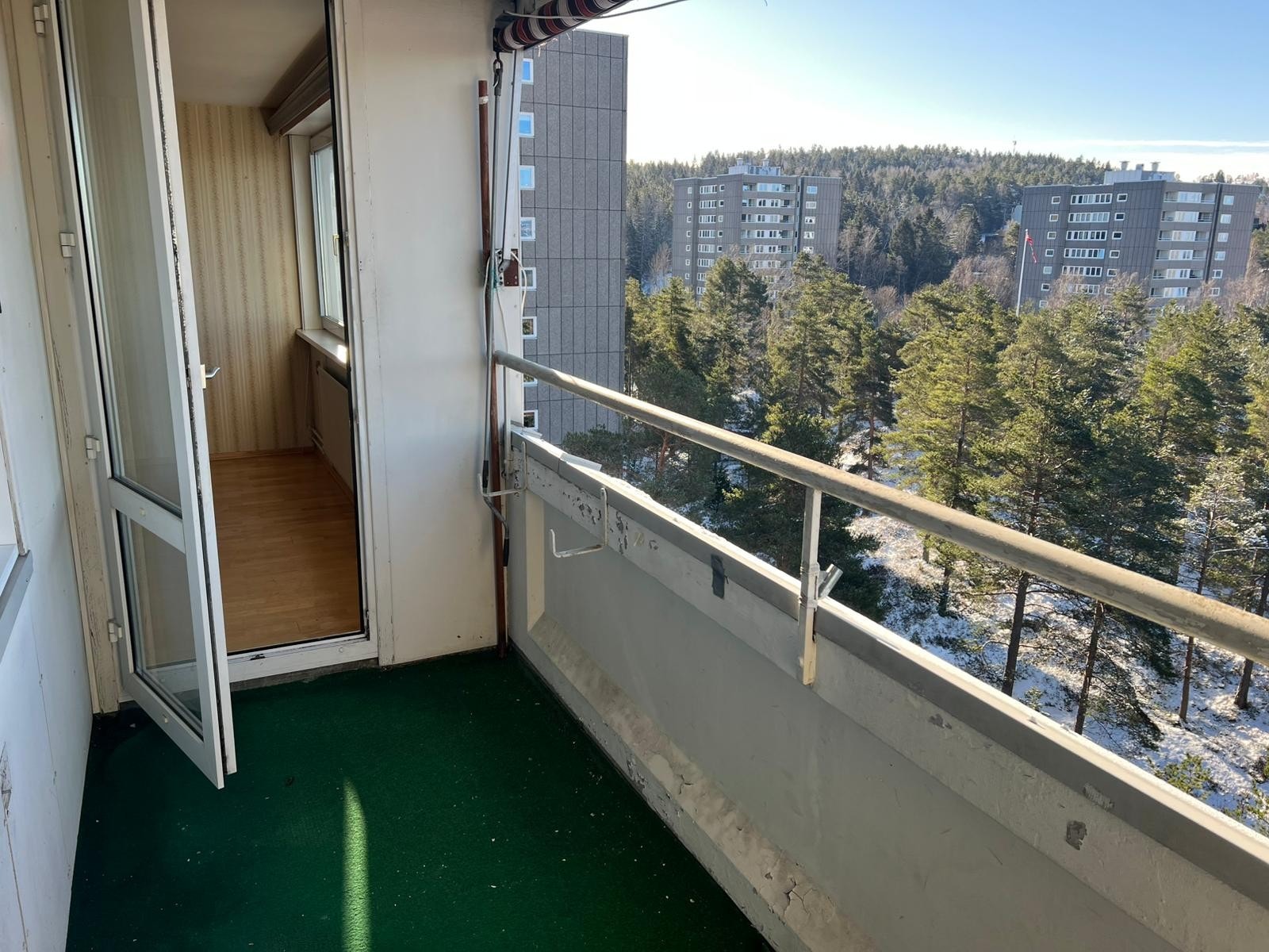 Balkong inn mot stue Galleribilde