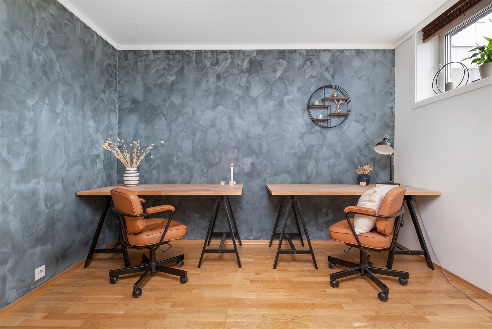 Kontorplass i boligen. Galleribilde