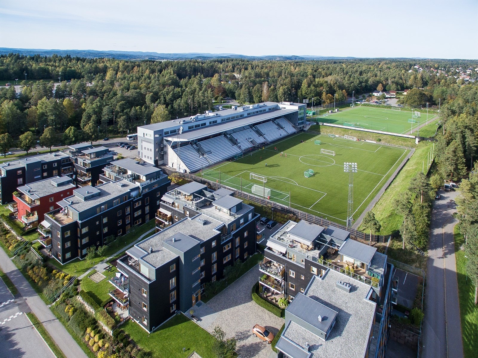 Gressbanen på Eik ligger innen få minutters gangavstand fra Veslemøys vei Galleribilde