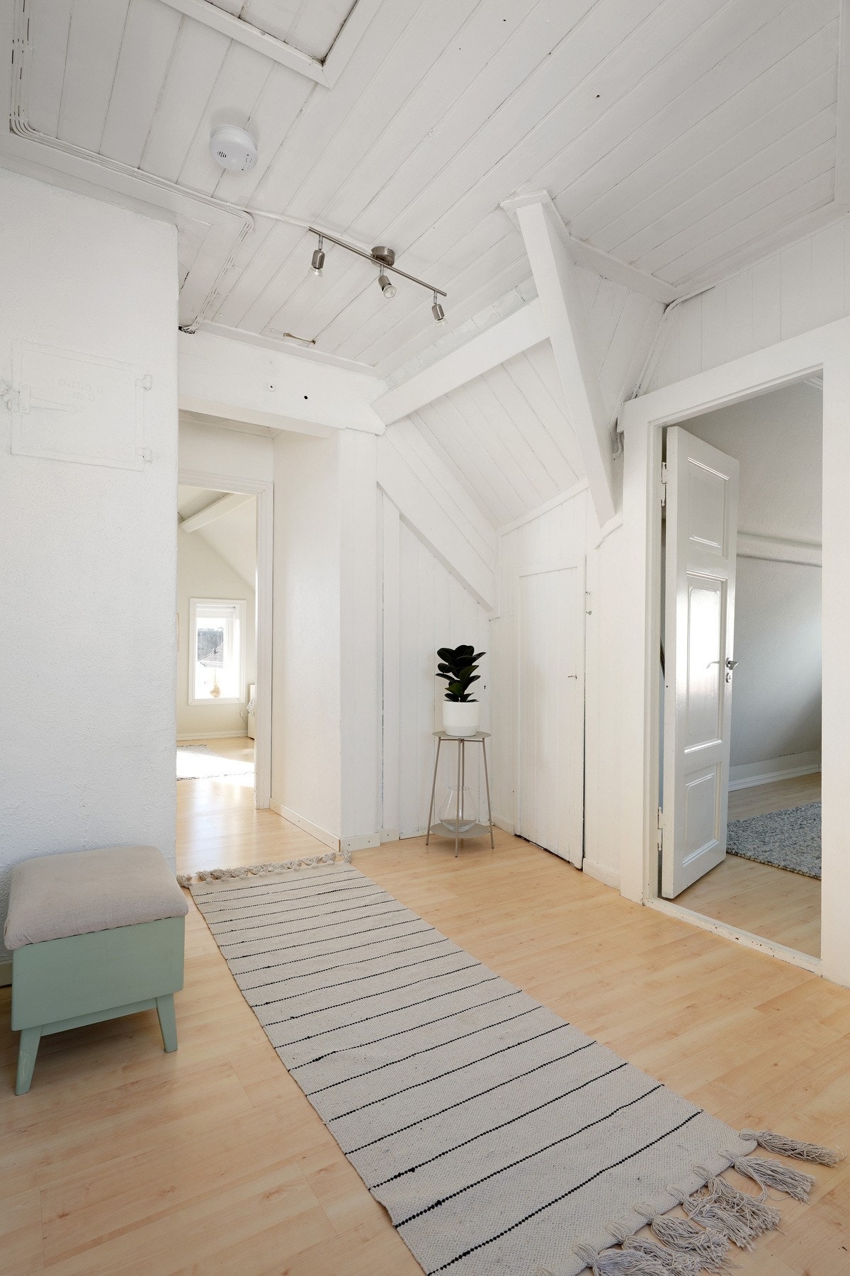 Her er vi oppe på loftet. Galleribilde