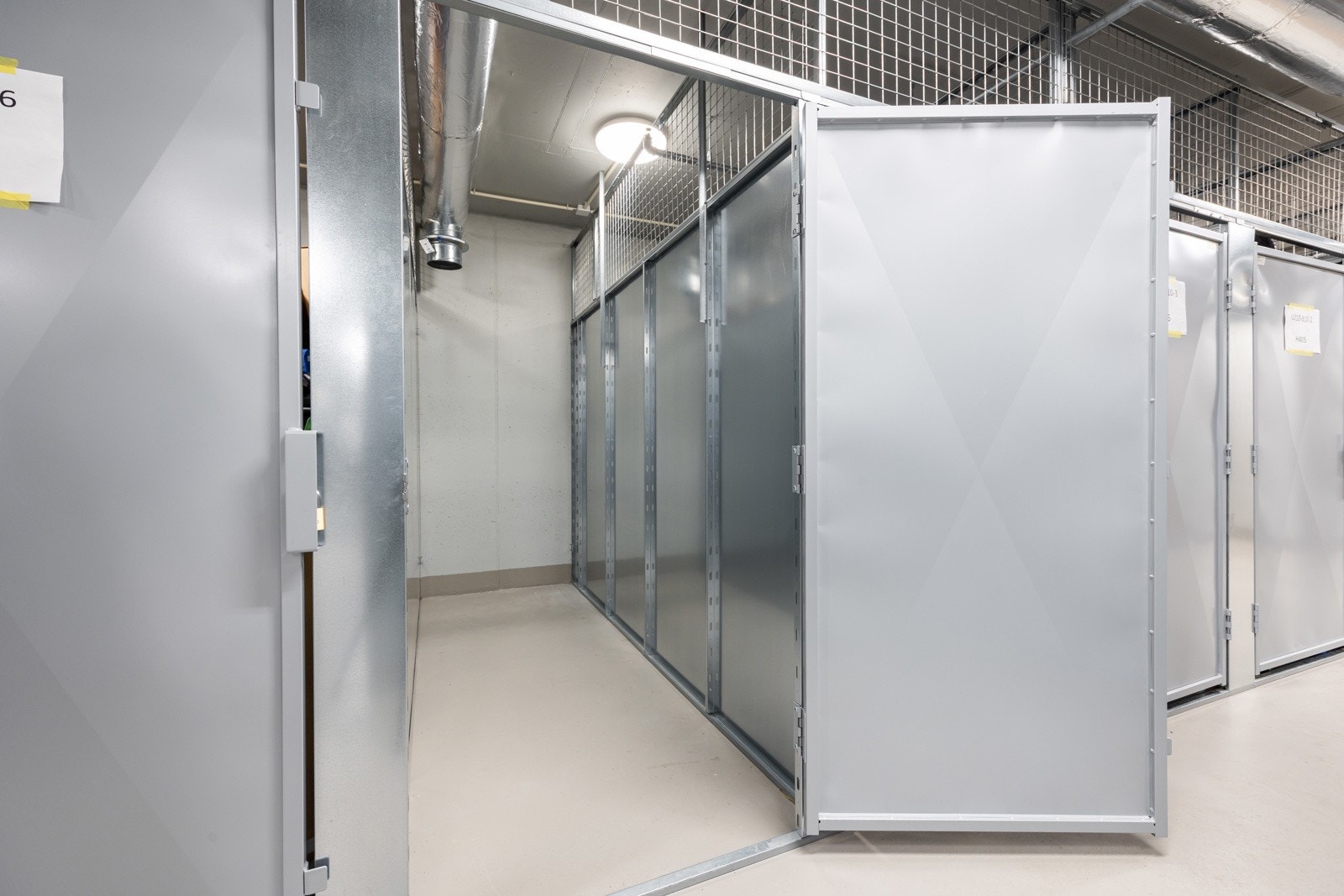 Praktisk kjellerbod på ca. 3 m² Galleribilde