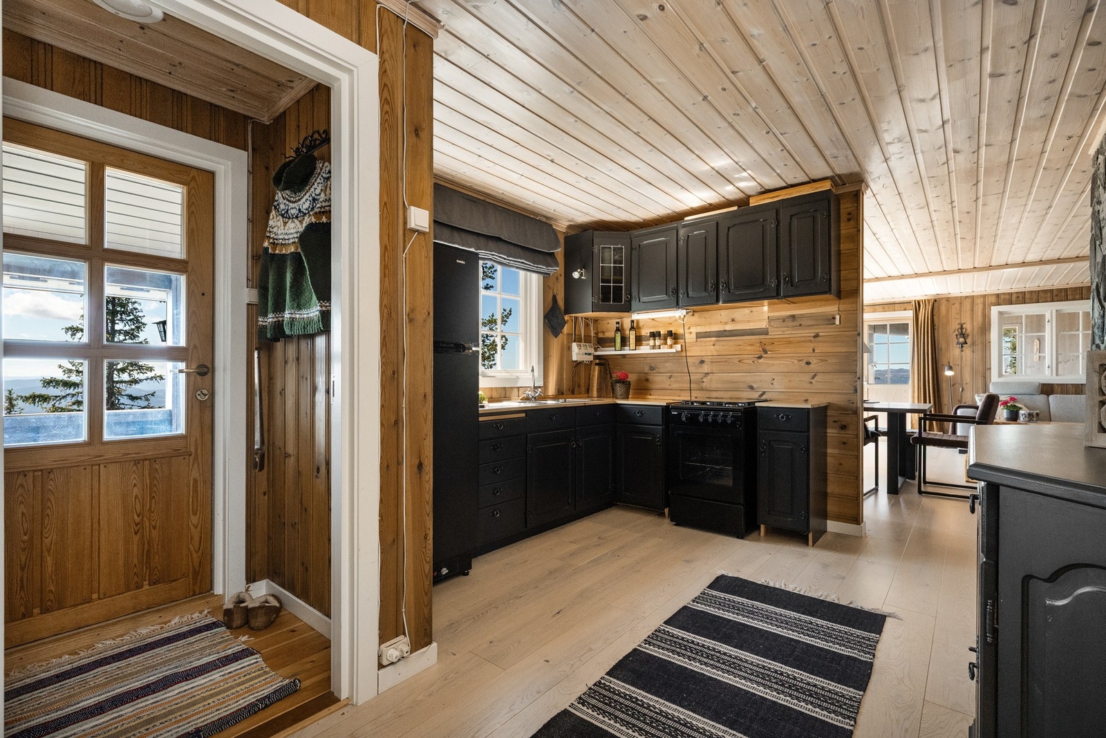 Mindre entré Galleribilde