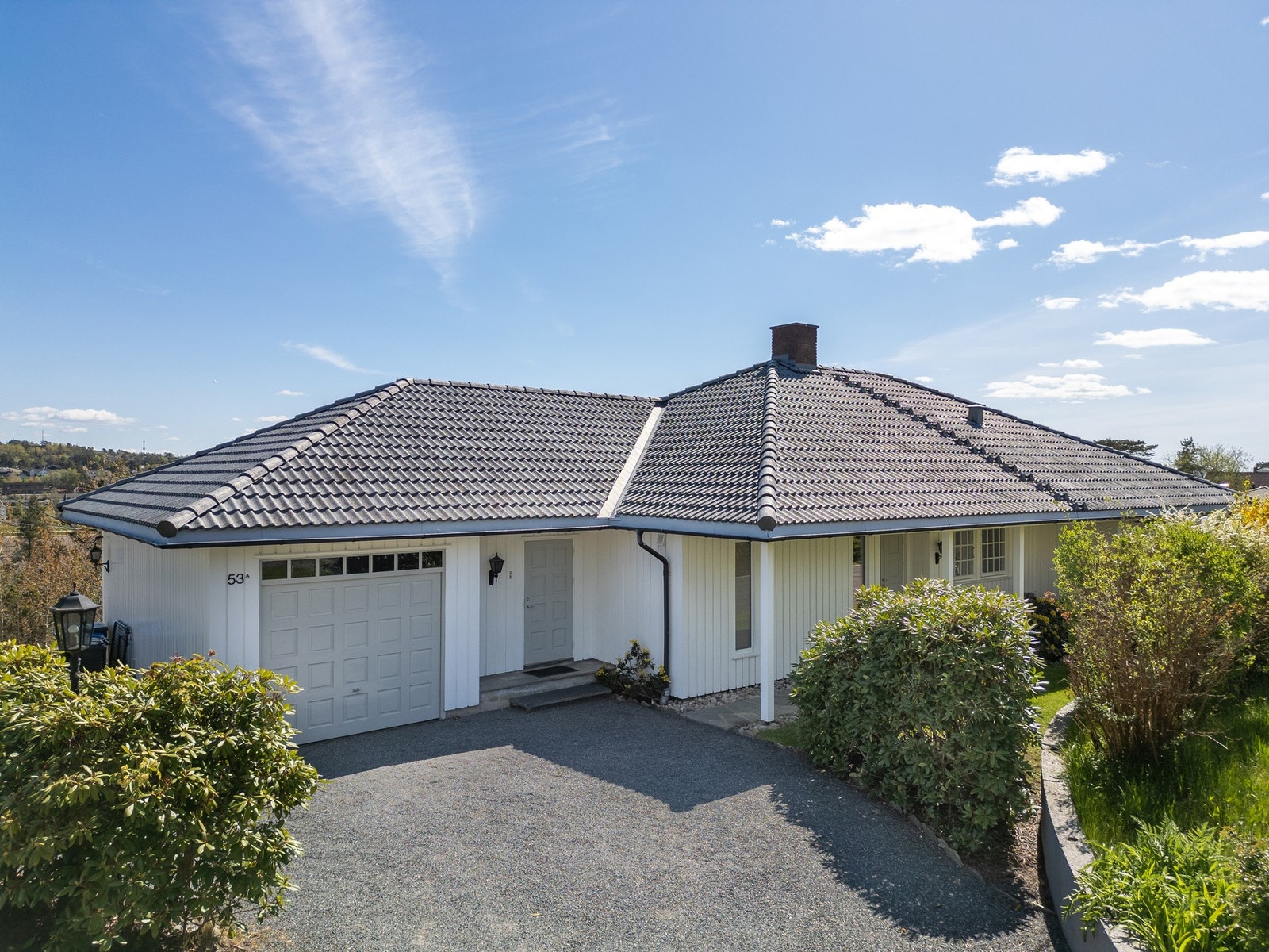 Det er gjennomført takfornying i 2016 med etterbehandling 2017 Galleribilde