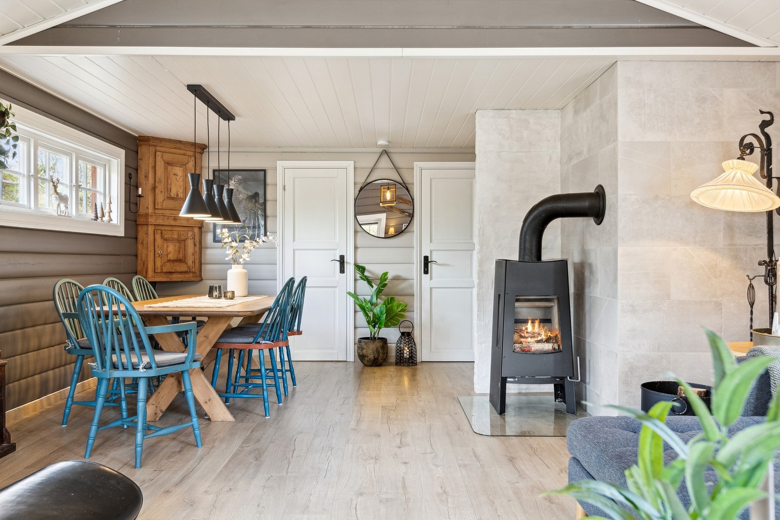 Hovedhytta har i senere tid gjennomgått flere oppgraderinger og bærer preg av godt vedlikehold. Galleribilde