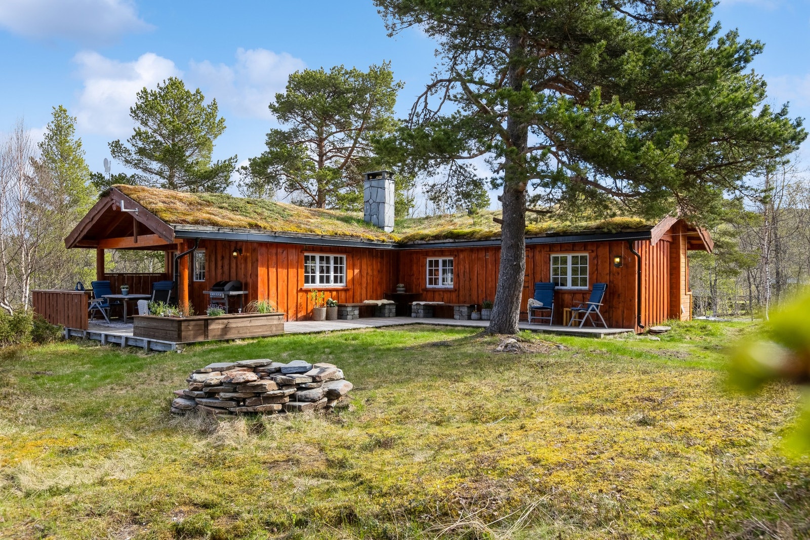 EIE eiendomsmegling ved Thomas Myhre har gleden av å presentere Vestre Våøyan 12! Galleribilde