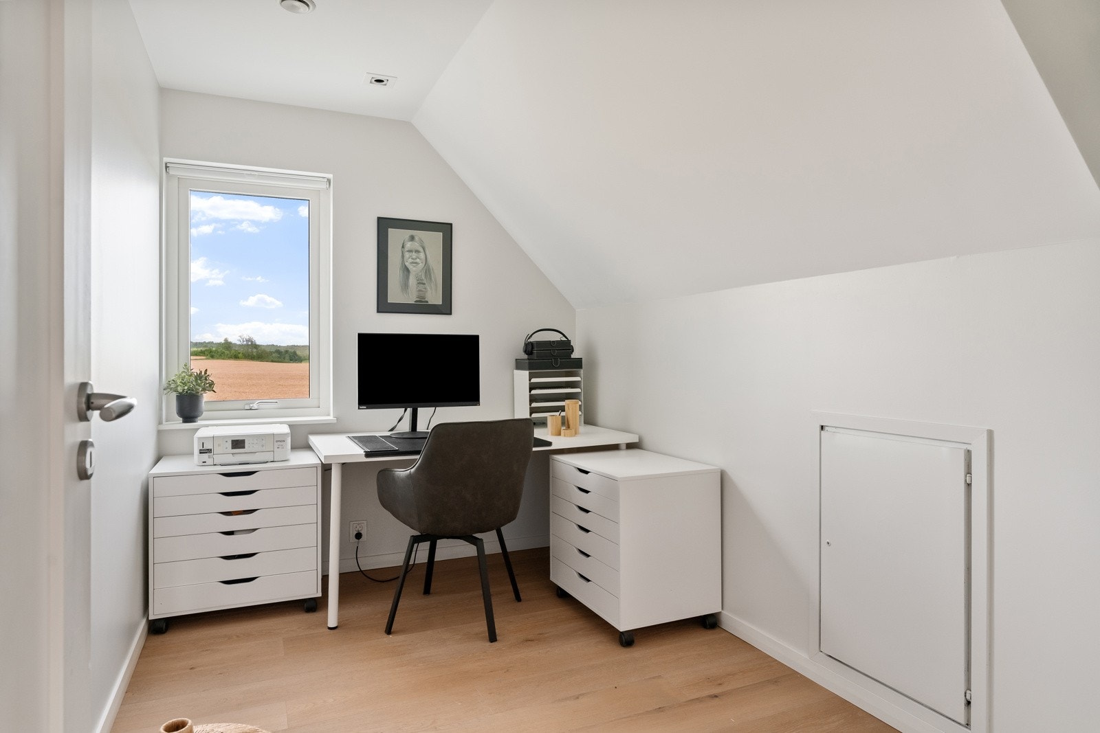 Det er totalt fire soverom i andre etasje Galleribilde