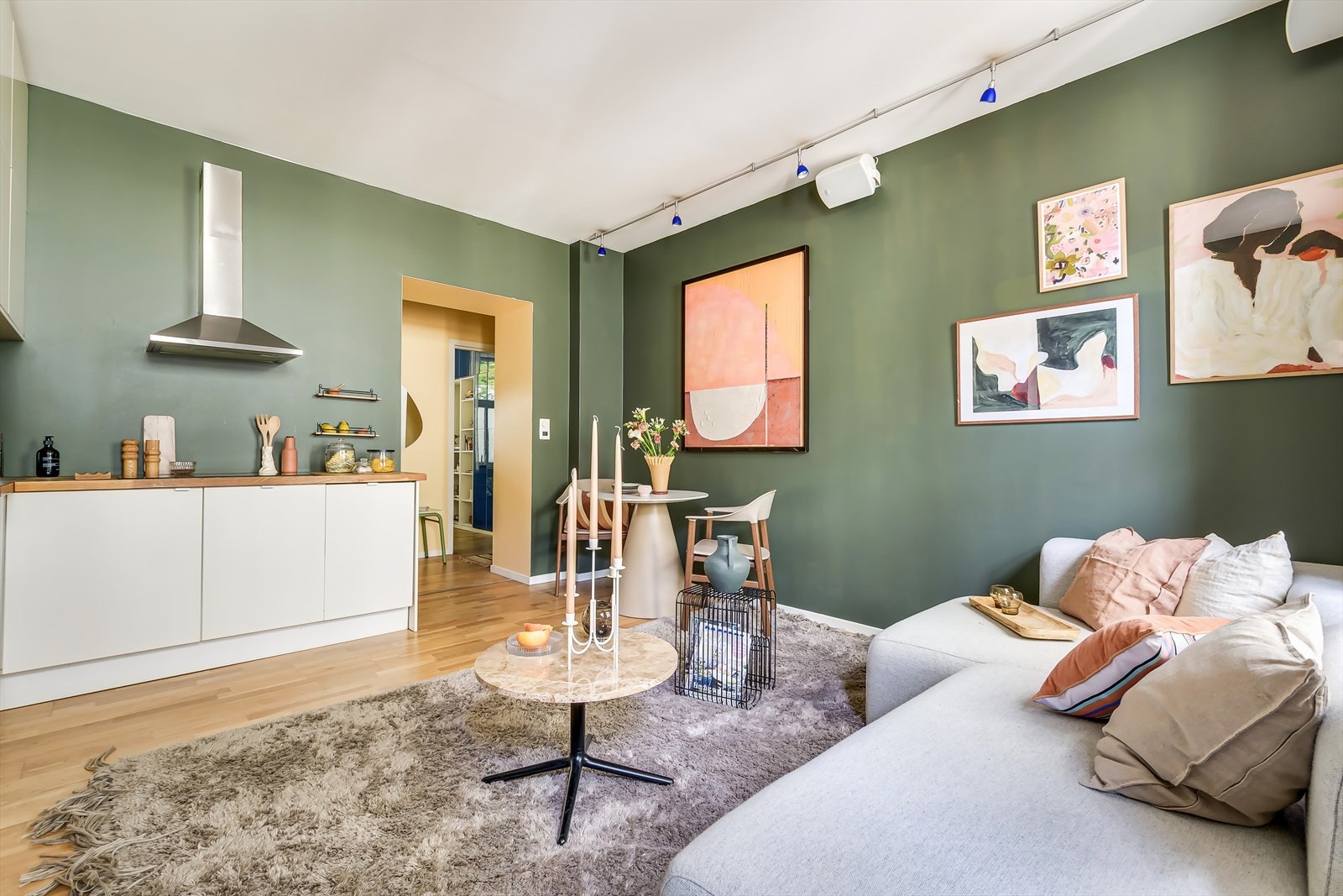 Den åpne løsningen er godt tilrettelagt et sosialt liv. Galleribilde